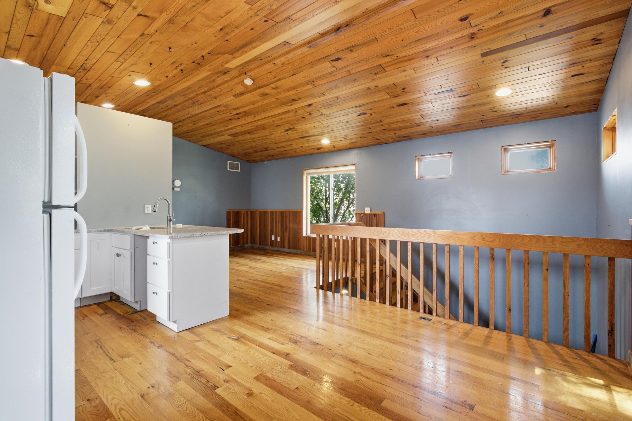 View of Residential at 1472 Concordia Avenue, Saint Paul MN 55104, Saint Paul (25 of 47) - Mike Wilen | Minnesota Team Real Estate