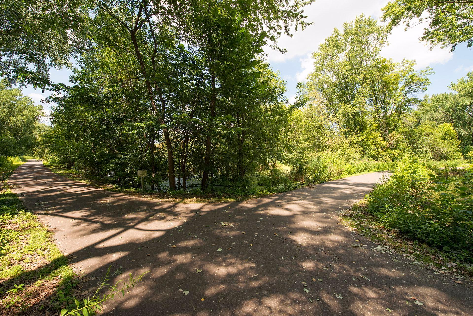 View of Residential at 1015 Rae Drive #8, Richfield MN 55423, Richfield (41 of 81) - Mike Wilen | Minnesota Team Real Estate