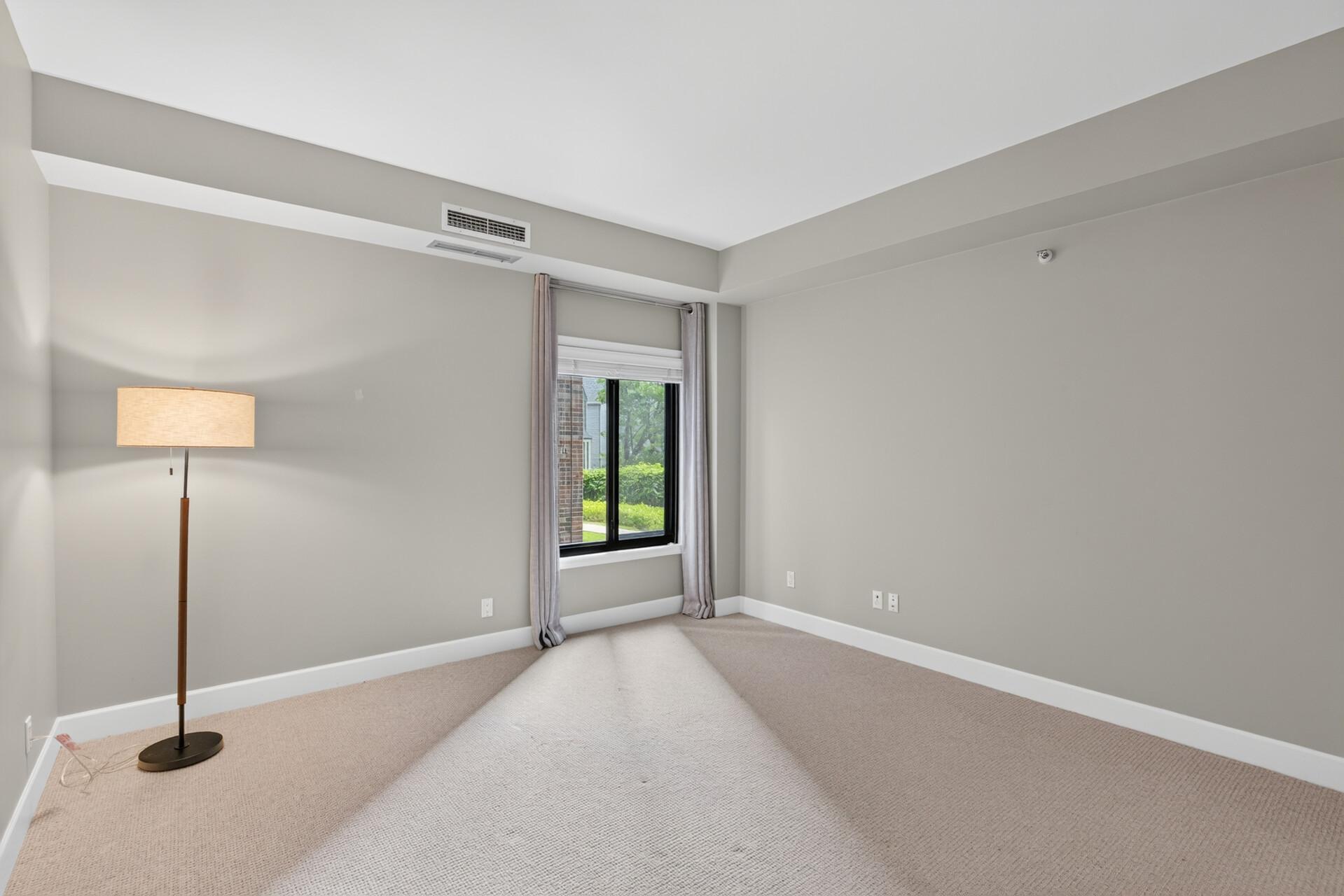 View of Residential at 1235 Yale Place #101, Minneapolis MN 55403, Minneapolis (22 of 79) - Mike Wilen | Minnesota Team Real Estate