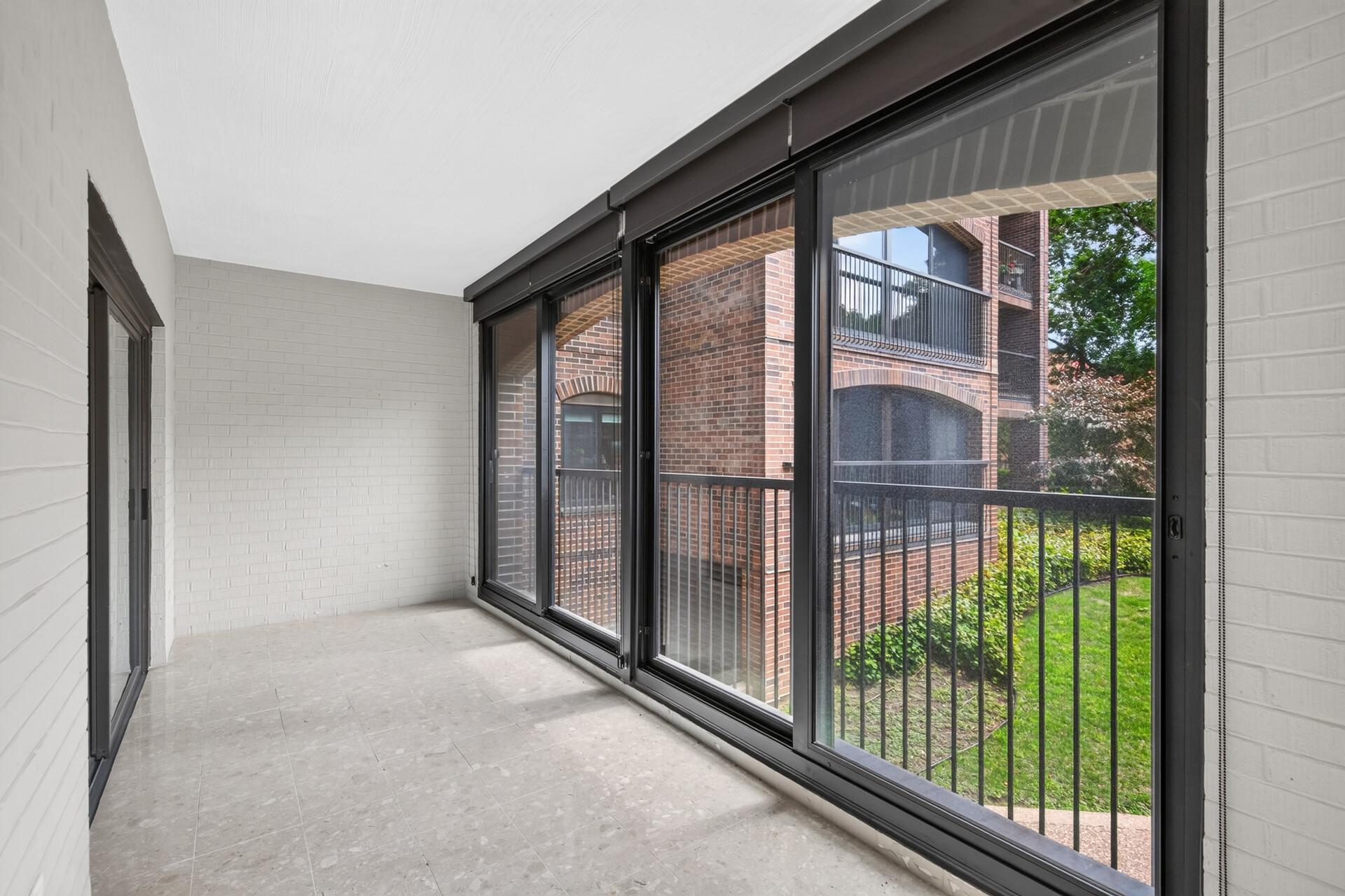 View of Residential at 1235 Yale Place #101, Minneapolis MN 55403, Minneapolis (21 of 79) - Mike Wilen | Minnesota Team Real Estate