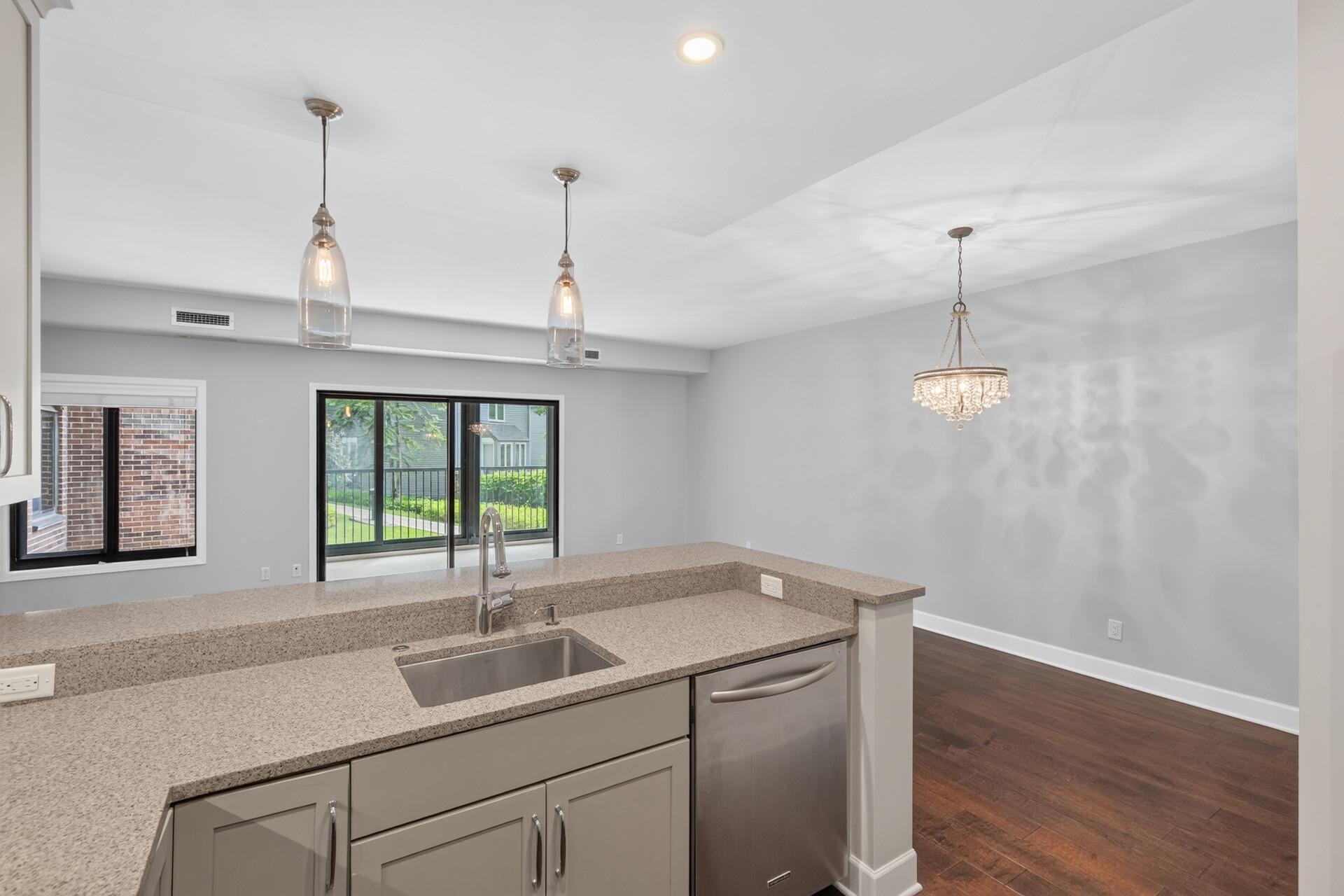View of Residential at 1235 Yale Place #101, Minneapolis MN 55403, Minneapolis (11 of 79) - Mike Wilen | Minnesota Team Real Estate