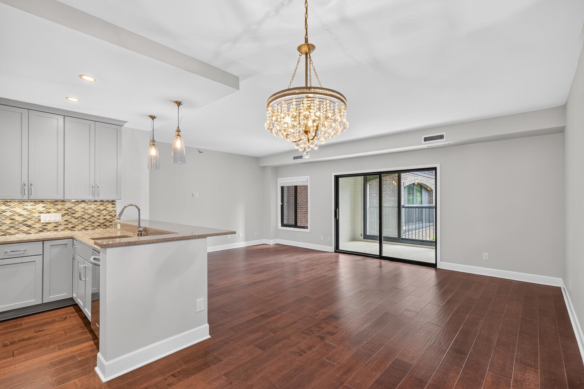 View of Residential at 1235 Yale Place #101, Minneapolis MN 55403, Minneapolis (15 of 79) - Mike Wilen | Minnesota Team Real Estate