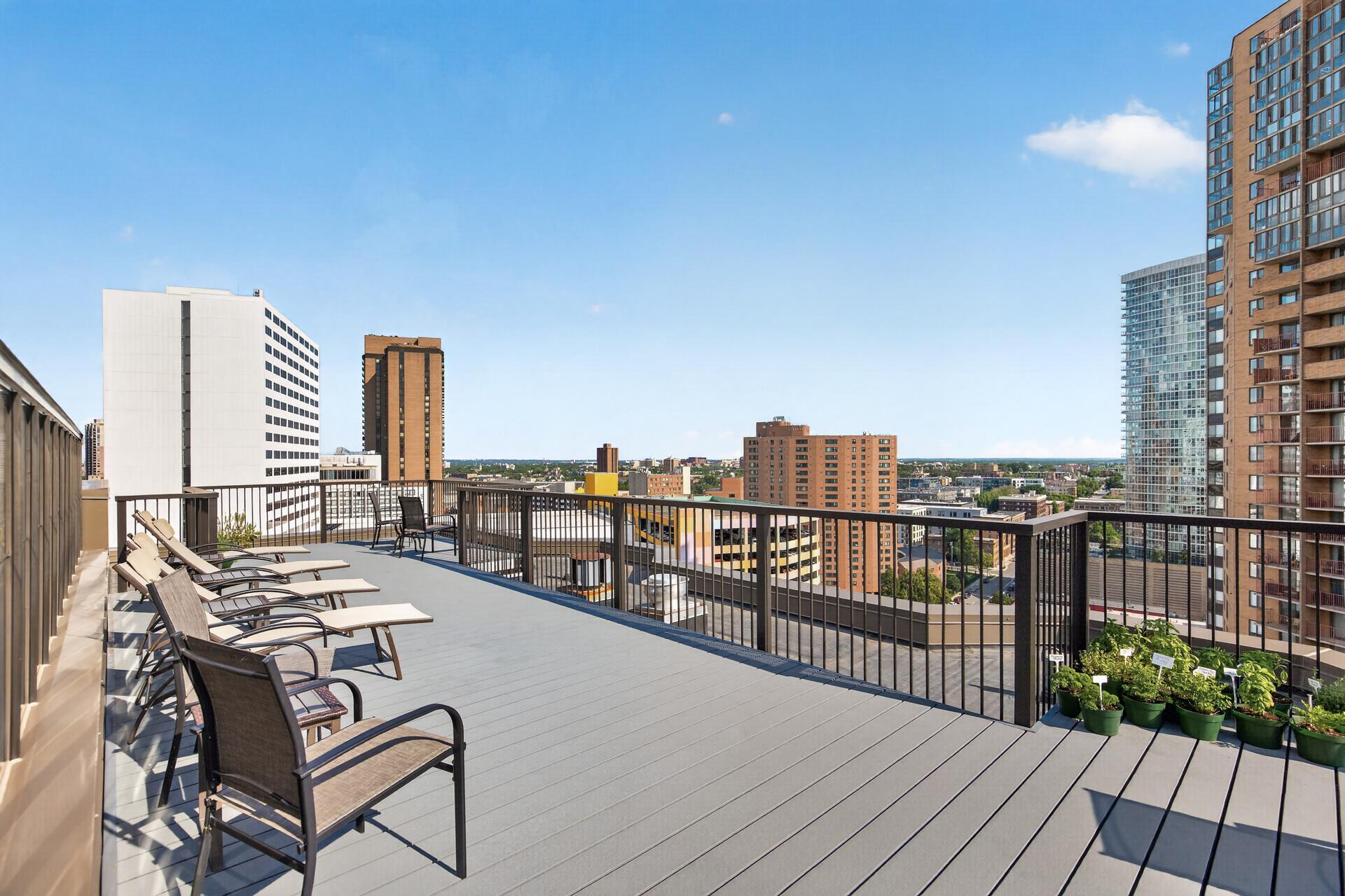 View of Residential at 1235 Yale Place #101, Minneapolis MN 55403, Minneapolis (51 of 79) - Mike Wilen | Minnesota Team Real Estate