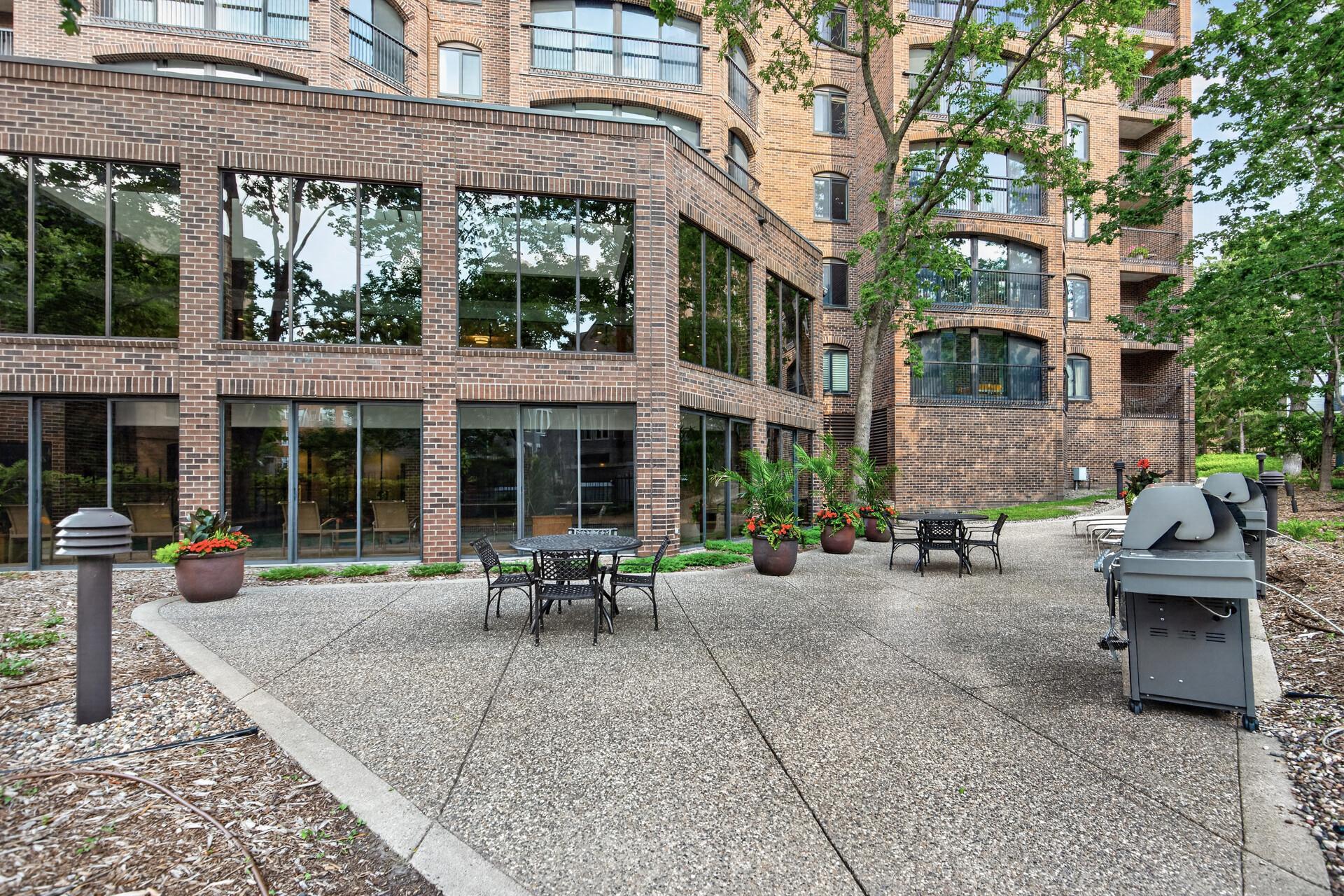 View of Residential at 1235 Yale Place #101, Minneapolis MN 55403, Minneapolis (76 of 79) - Mike Wilen | Minnesota Team Real Estate