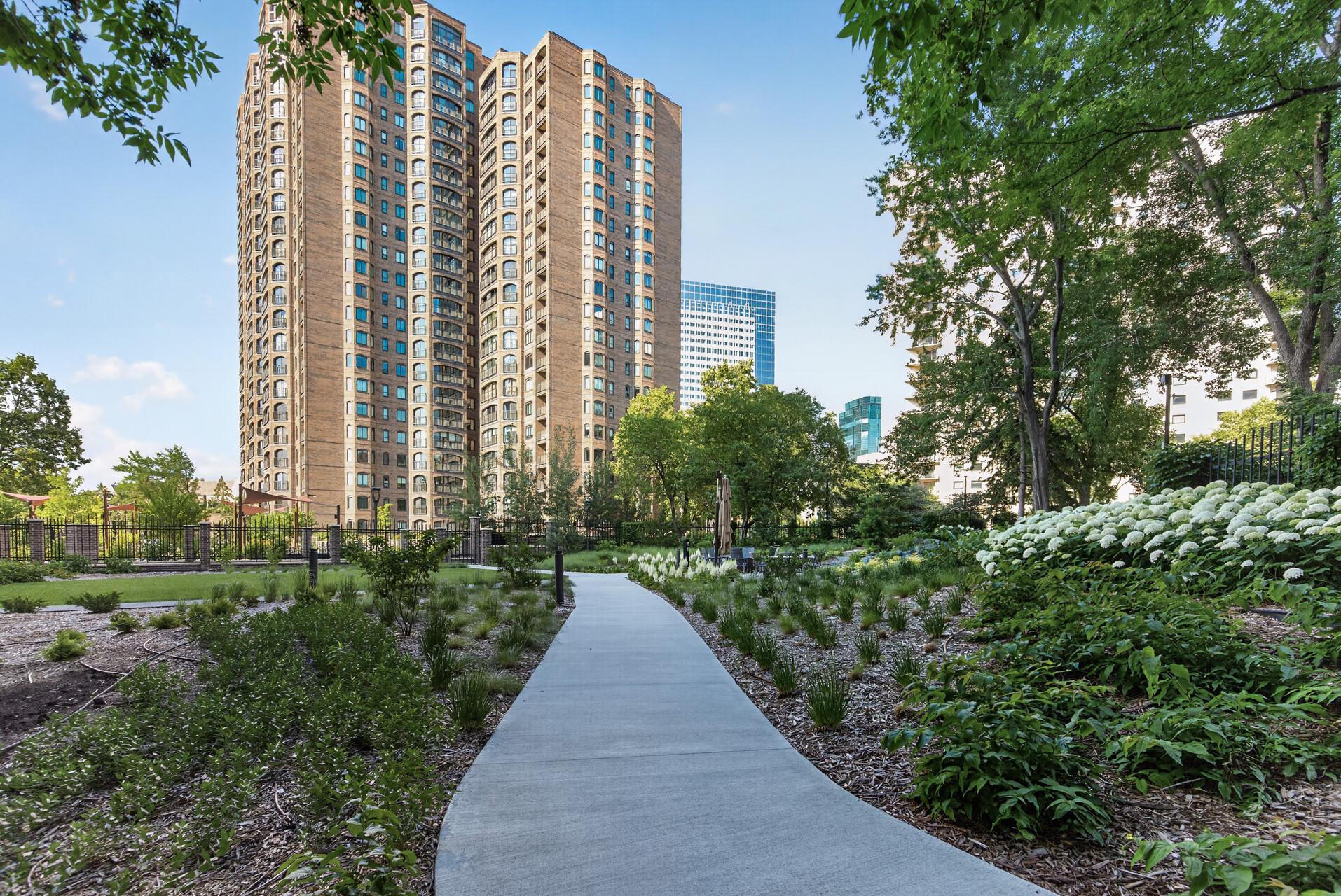 View of Residential at 1235 Yale Place #101, Minneapolis MN 55403, Minneapolis (71 of 79) - Mike Wilen | Minnesota Team Real Estate