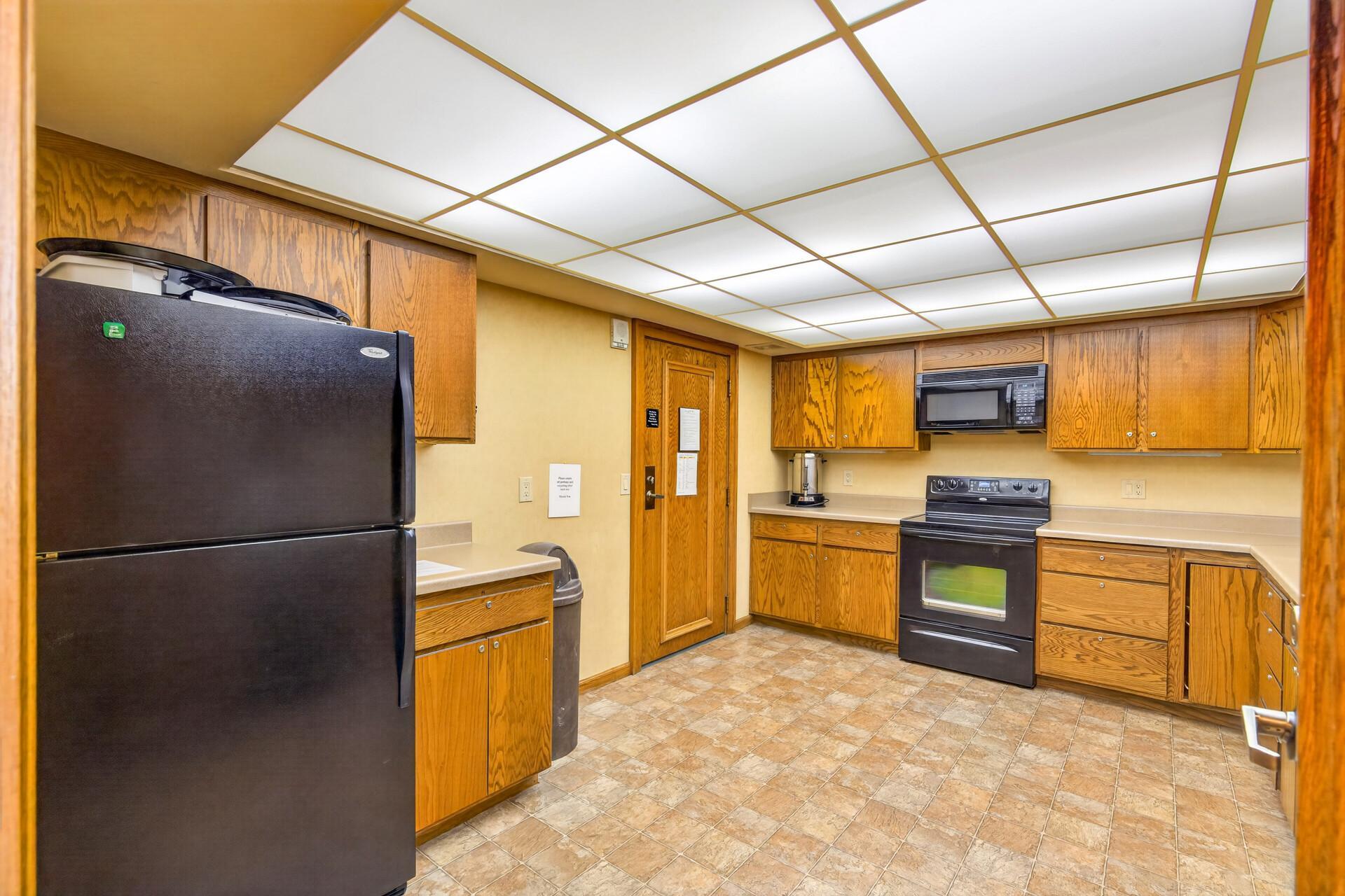 View of Residential at 1235 Yale Place #101, Minneapolis MN 55403, Minneapolis (63 of 79) - Mike Wilen | Minnesota Team Real Estate