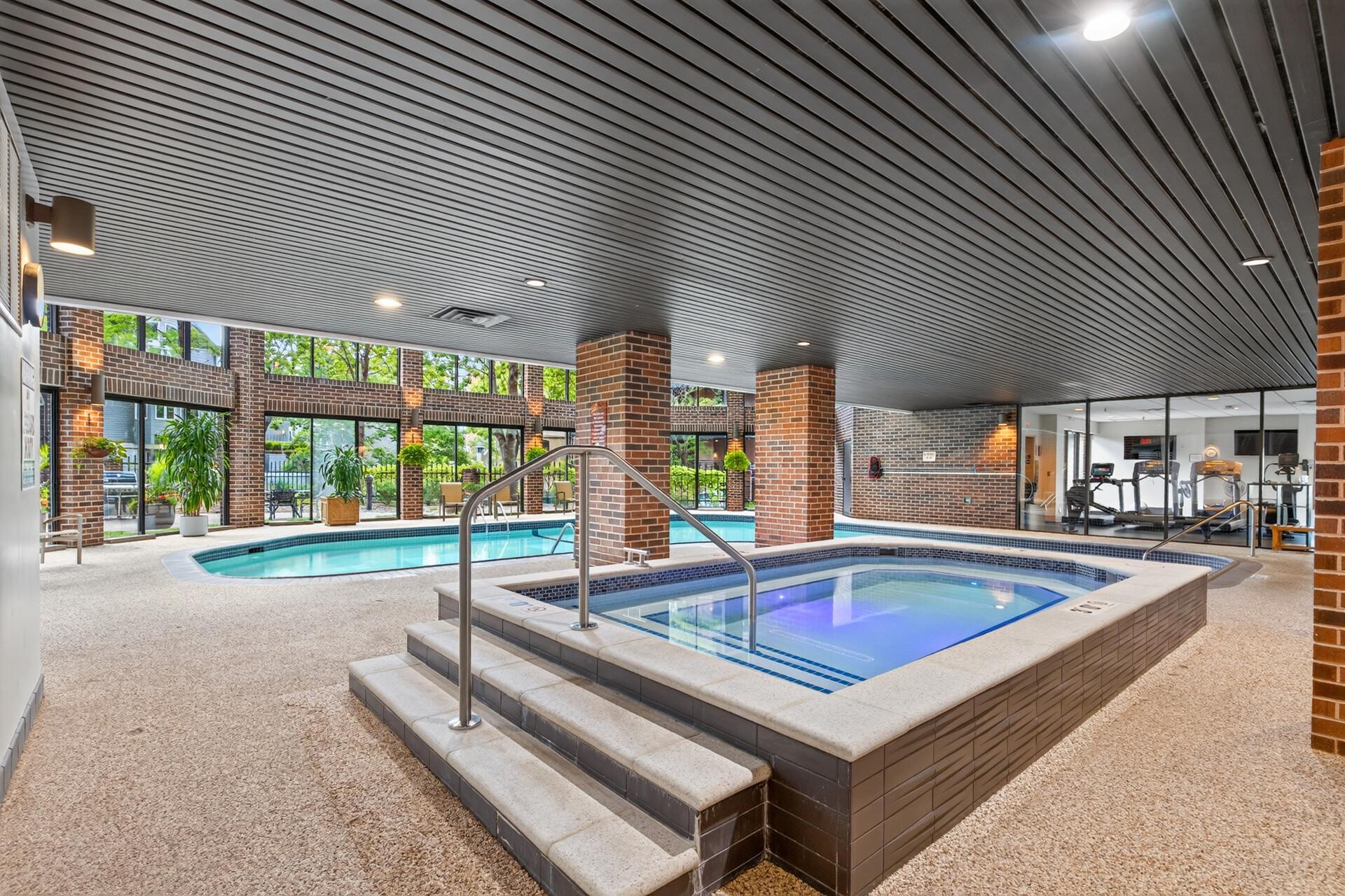 View of Residential at 1235 Yale Place #101, Minneapolis MN 55403, Minneapolis (41 of 79) - Mike Wilen | Minnesota Team Real Estate