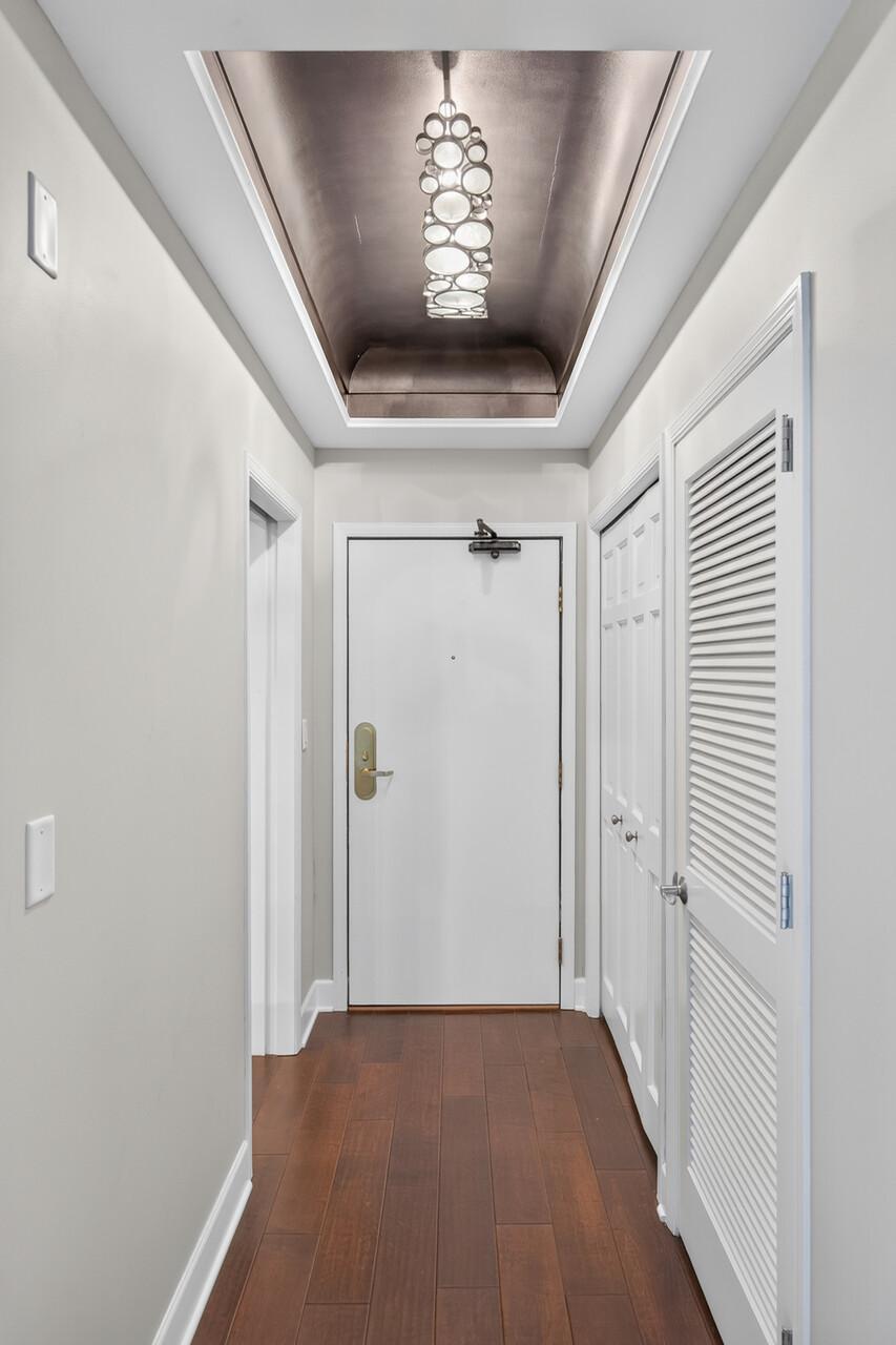 View of Residential at 1235 Yale Place #101, Minneapolis MN 55403, Minneapolis (32 of 79) - Mike Wilen | Minnesota Team Real Estate