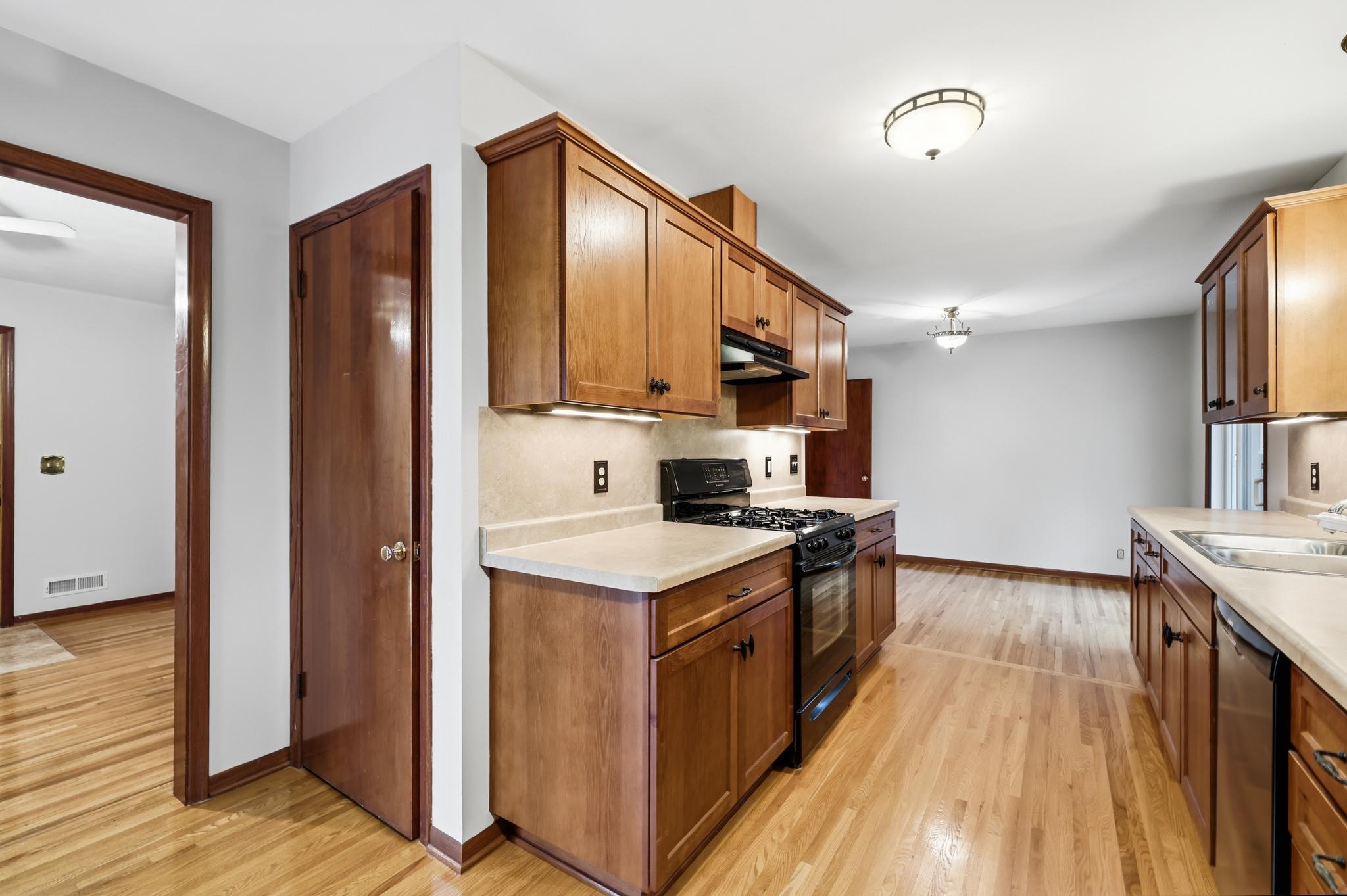 View of Residential at 8739 Hadley Avenue, Cottage Grove MN 55016, Cottage Grove (12 of 33) - Mike Wilen | Minnesota Team Real Estate