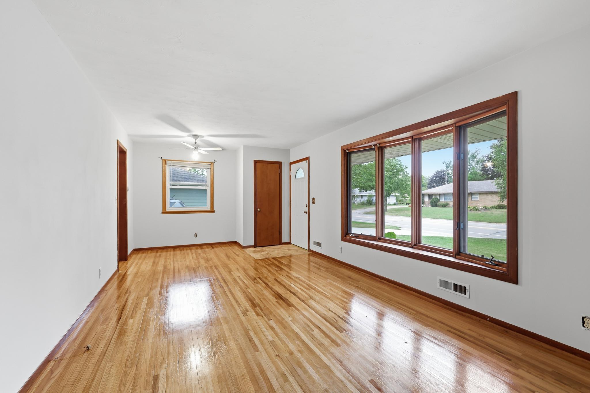 View of Residential at 8739 Hadley Avenue, Cottage Grove MN 55016, Cottage Grove (7 of 33) - Mike Wilen | Minnesota Team Real Estate