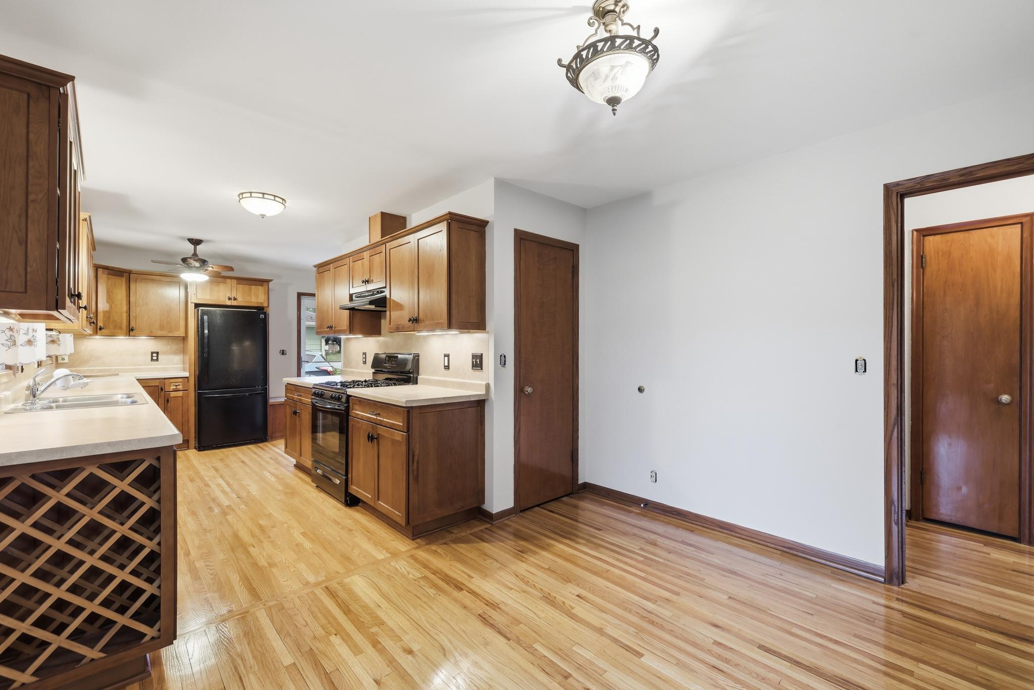 View of Residential at 8739 Hadley Avenue, Cottage Grove MN 55016, Cottage Grove (17 of 33) - Mike Wilen | Minnesota Team Real Estate