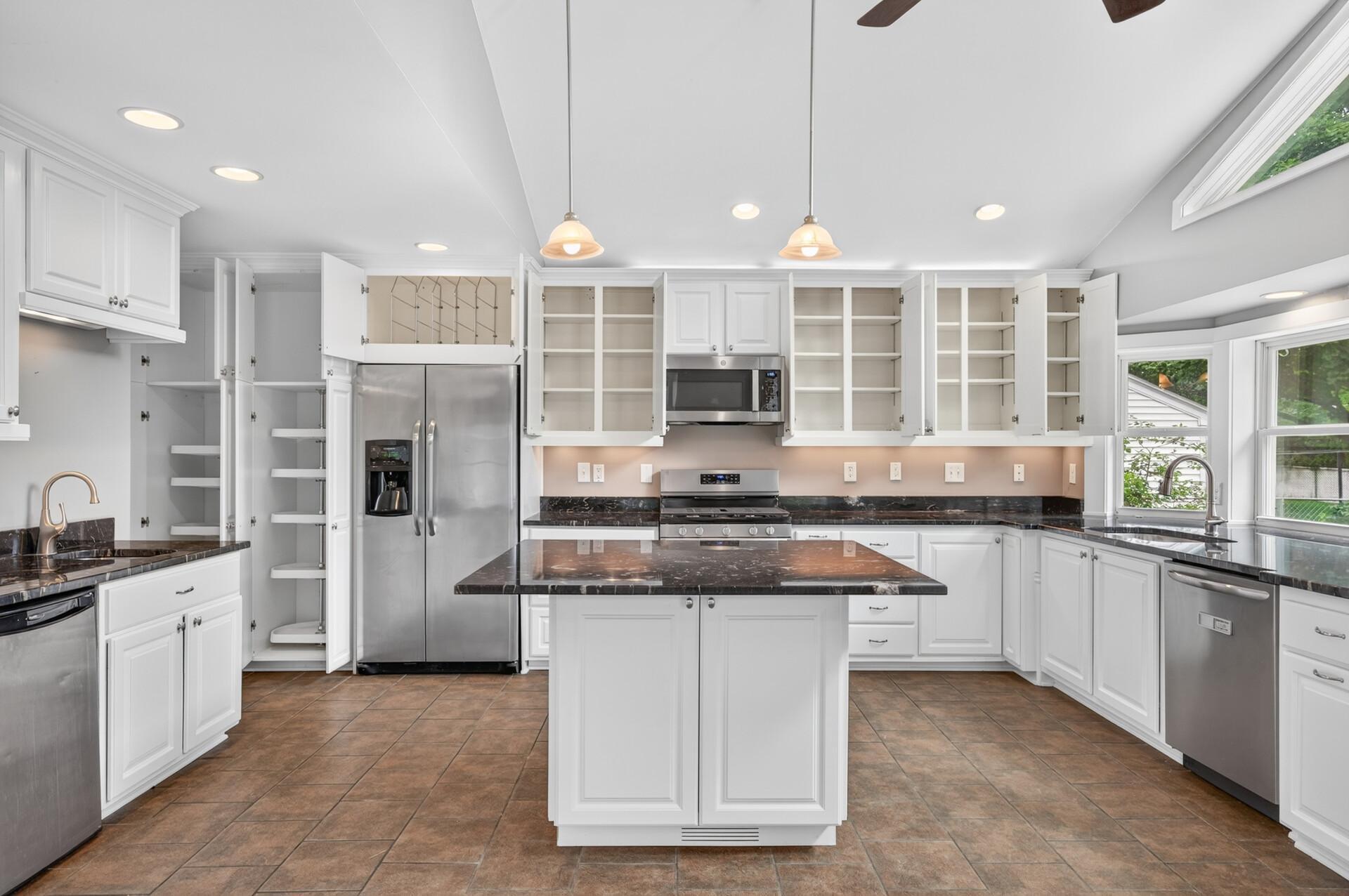 View of Residential at 7115 Morgan Avenue, Richfield MN 55423, Richfield (21 of 57) - Mike Wilen | Minnesota Team Real Estate