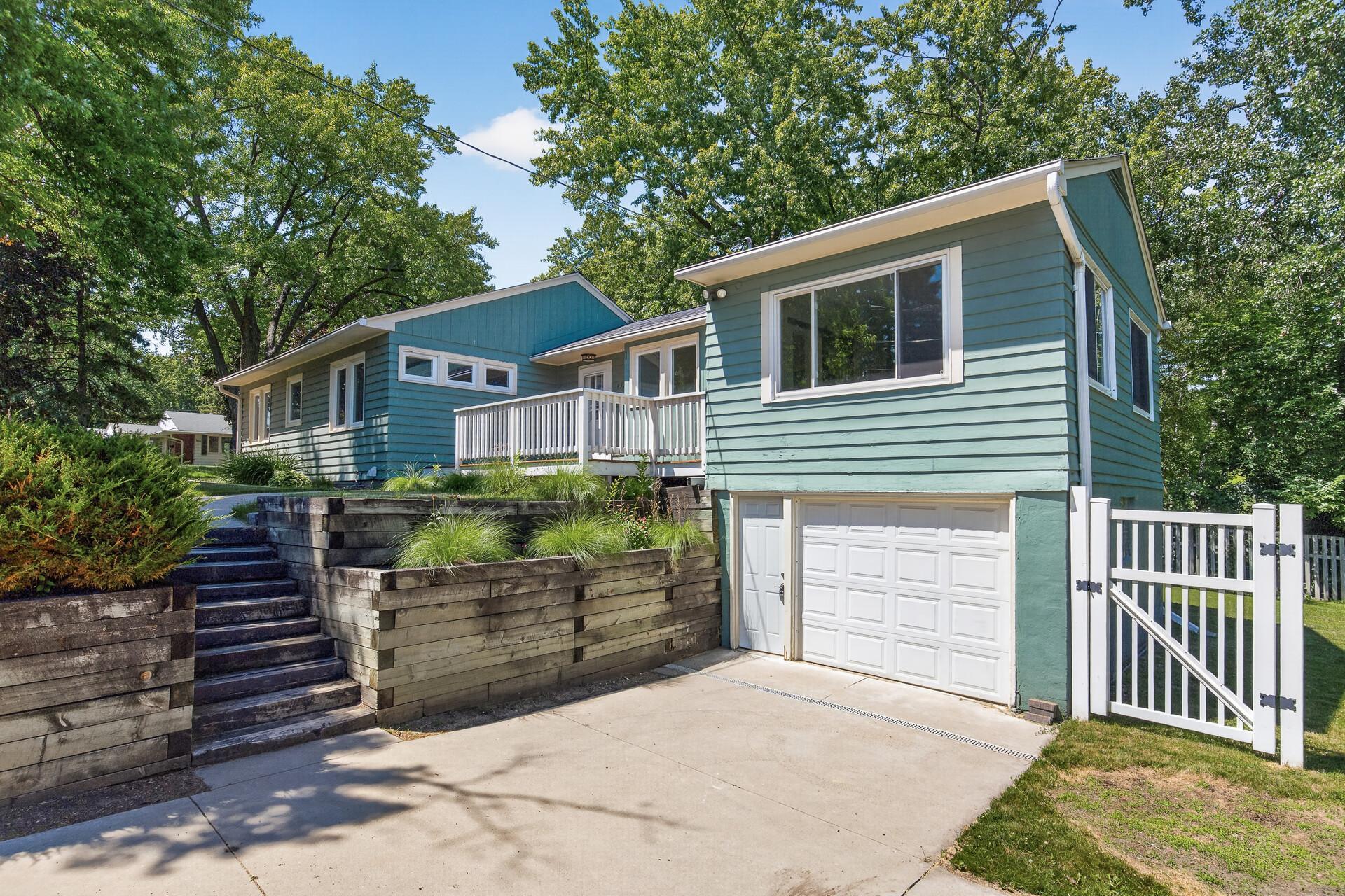 View of Residential at 4320 Culver Road, Golden Valley MN 55422, Golden Valley (35 of 38) - Mike Wilen | Minnesota Team Real Estate