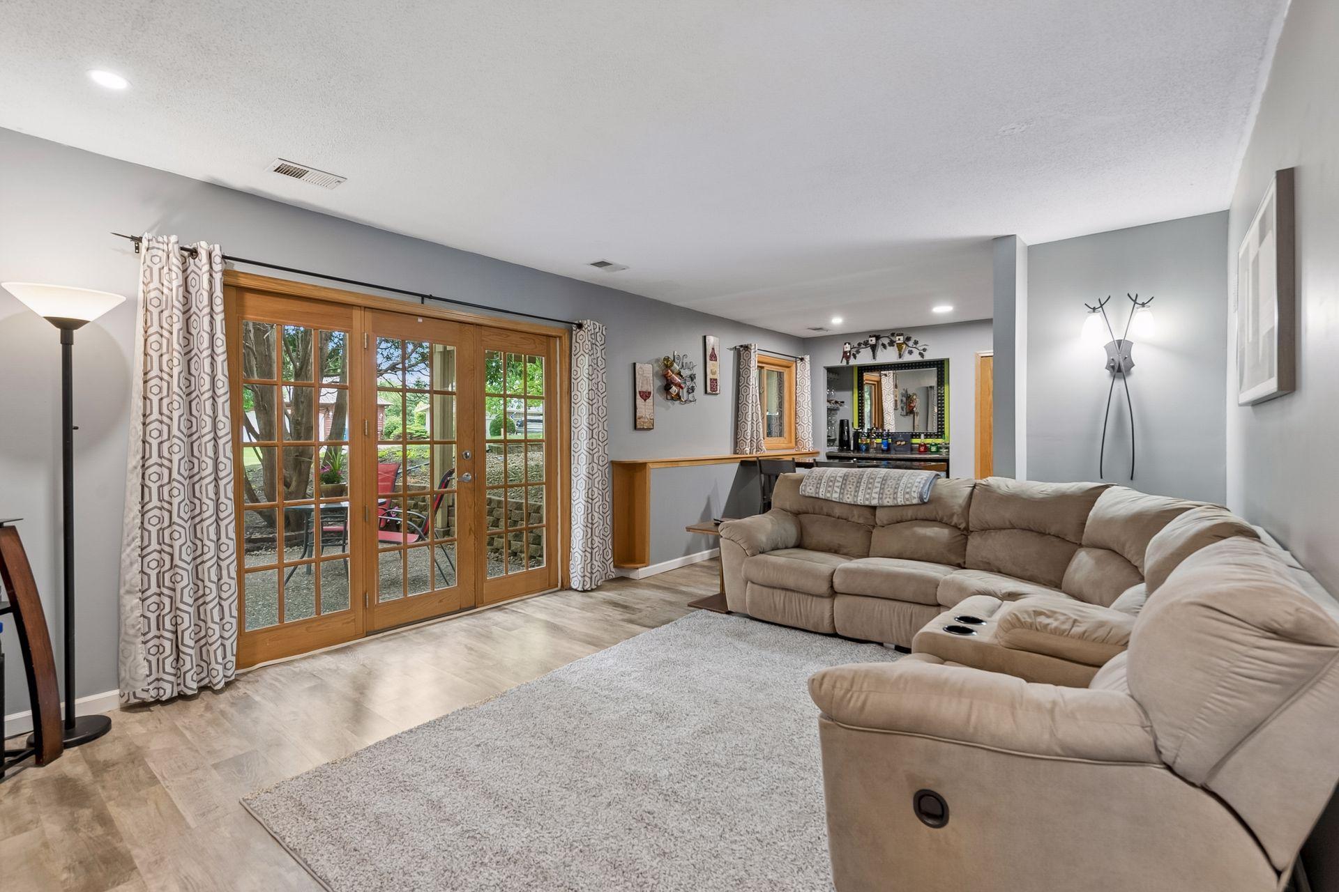View of Residential at 5722 Hyland Courts Drive, Bloomington MN 55437, Bloomington (31 of 55) - Mike Wilen | Minnesota Team Real Estate