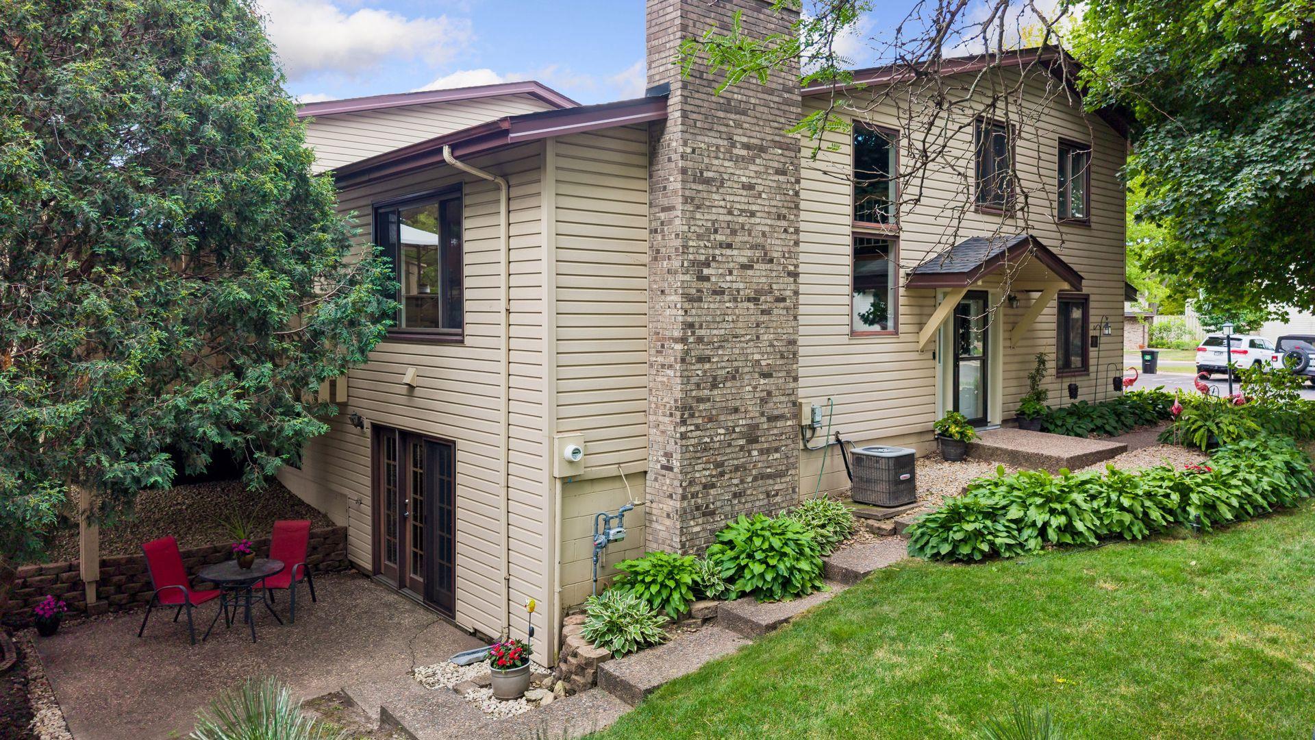 View of Residential at 5722 Hyland Courts Drive, Bloomington MN 55437, Bloomington (2 of 55) - Mike Wilen | Minnesota Team Real Estate