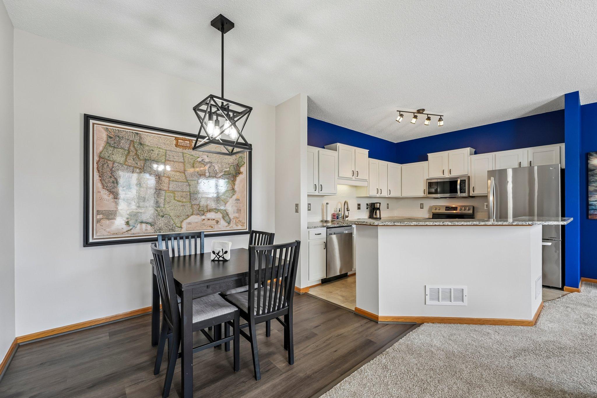 View of Residential at 20651 Hampshire Way, Lakeville MN 55044, Lakeville (8 of 29) - Mike Wilen | Minnesota Team Real Estate