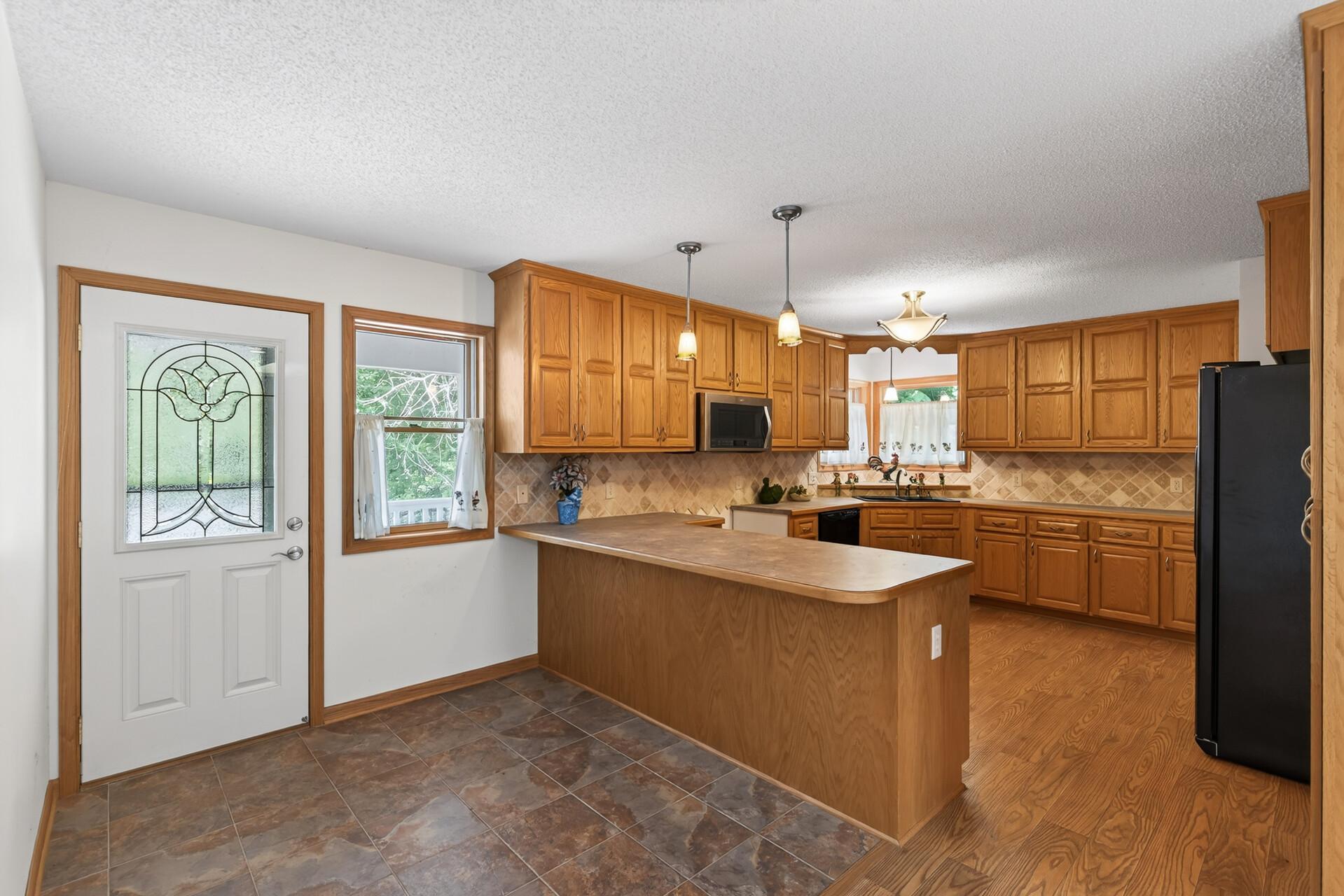 View of Residential at 11833 Shady Oak Lane, Minnetonka MN 55343, Minnetonka (13 of 55) - Mike Wilen | Minnesota Team Real Estate
