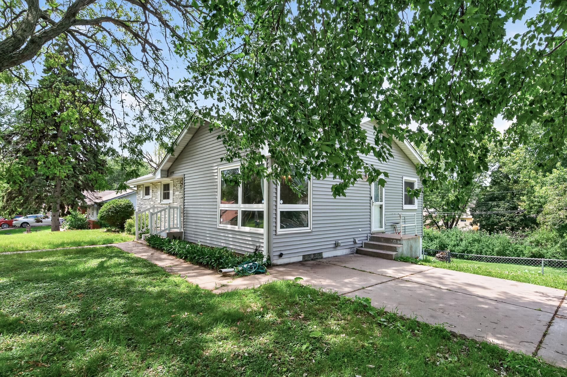 View of Residential at 1791 Atlantic Street, Maplewood MN 55109, Maplewood (27 of 30) - Mike Wilen | Minnesota Team Real Estate