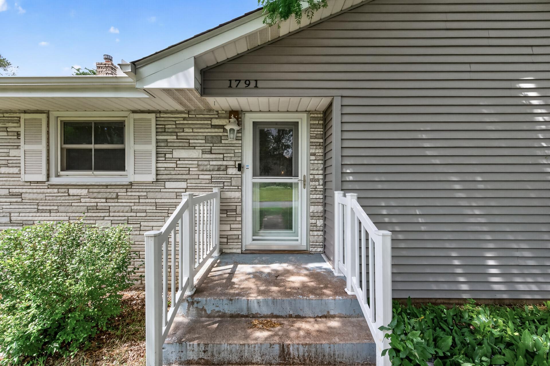 View of Residential at 1791 Atlantic Street, Maplewood MN 55109, Maplewood (3 of 30) - Mike Wilen | Minnesota Team Real Estate