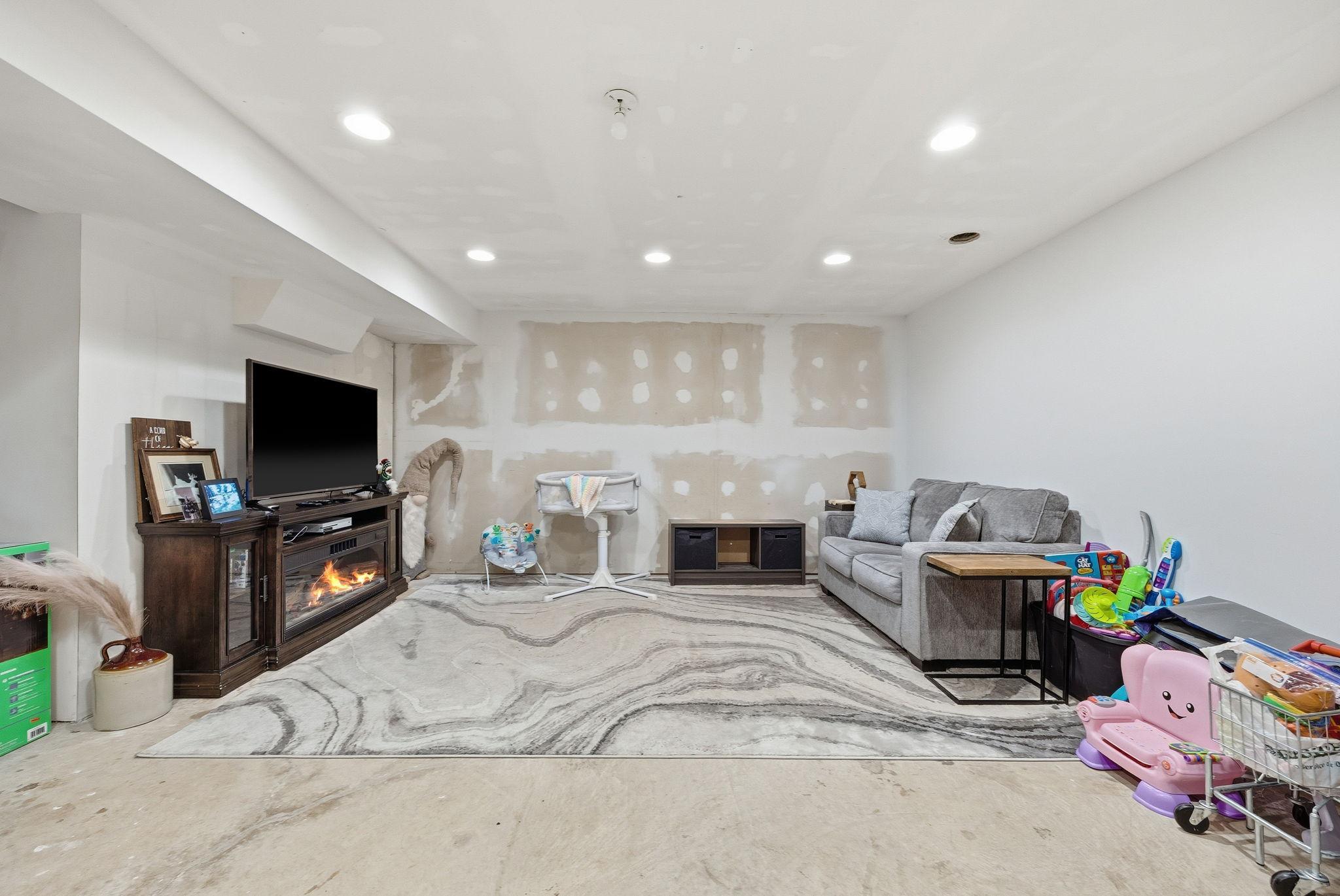 View of Residential at 703 Shady Ridge Road, Hutchinson MN 55350, Hutchinson (21 of 23) - Mike Wilen | Minnesota Team Real Estate