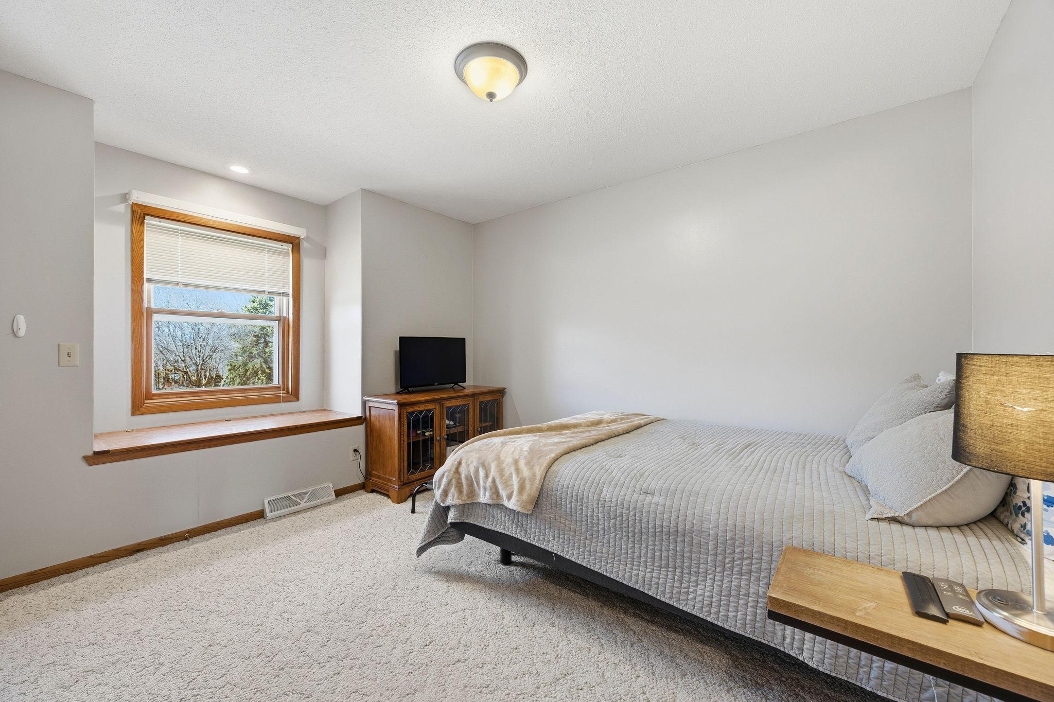 View of Residential at 703 Shady Ridge Road, Hutchinson MN 55350, Hutchinson (17 of 23) - Mike Wilen | Minnesota Team Real Estate