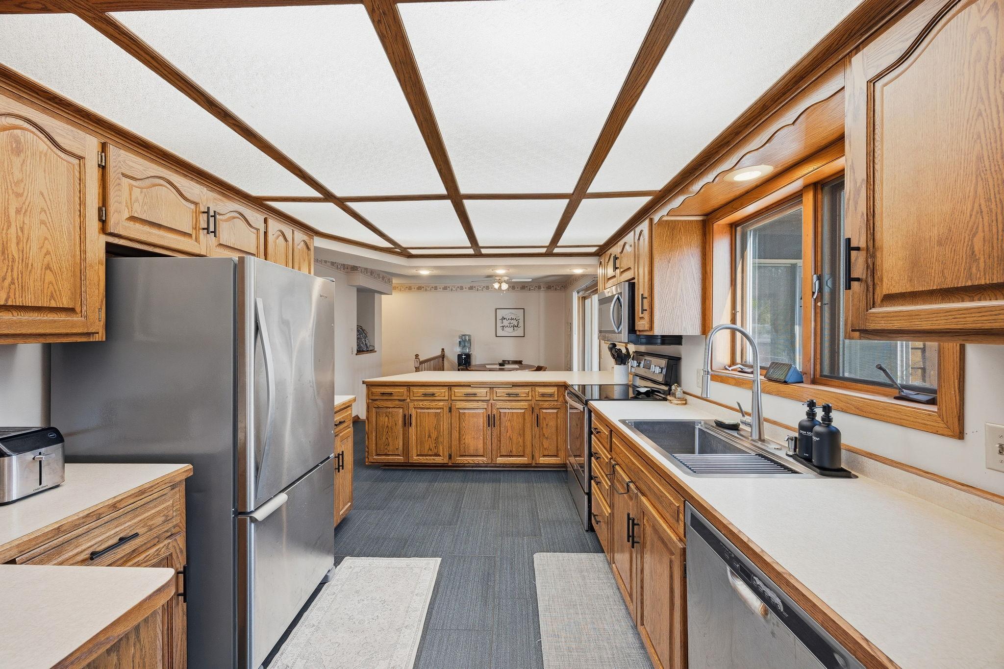 View of Residential at 703 Shady Ridge Road, Hutchinson MN 55350, Hutchinson (4 of 23) - Mike Wilen | Minnesota Team Real Estate