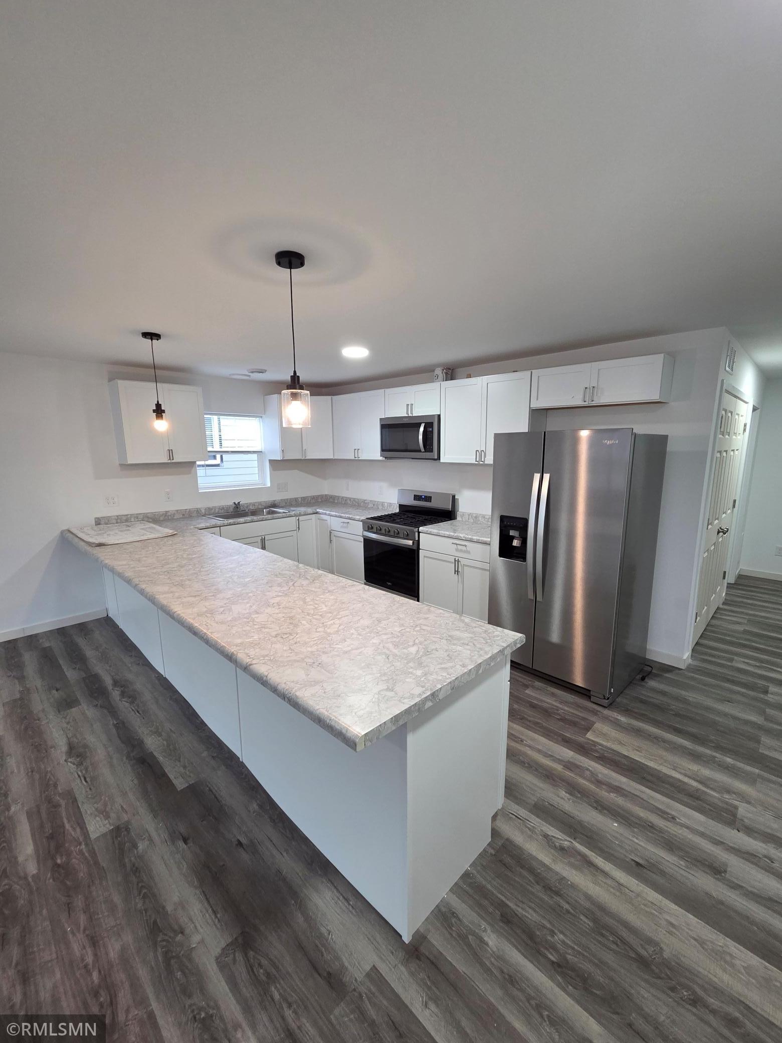View of Residential Income at 1911 32nd Street, Minneapolis MN 55407, Minneapolis (3 of 12) - Mike Wilen | Minnesota Team Real Estate