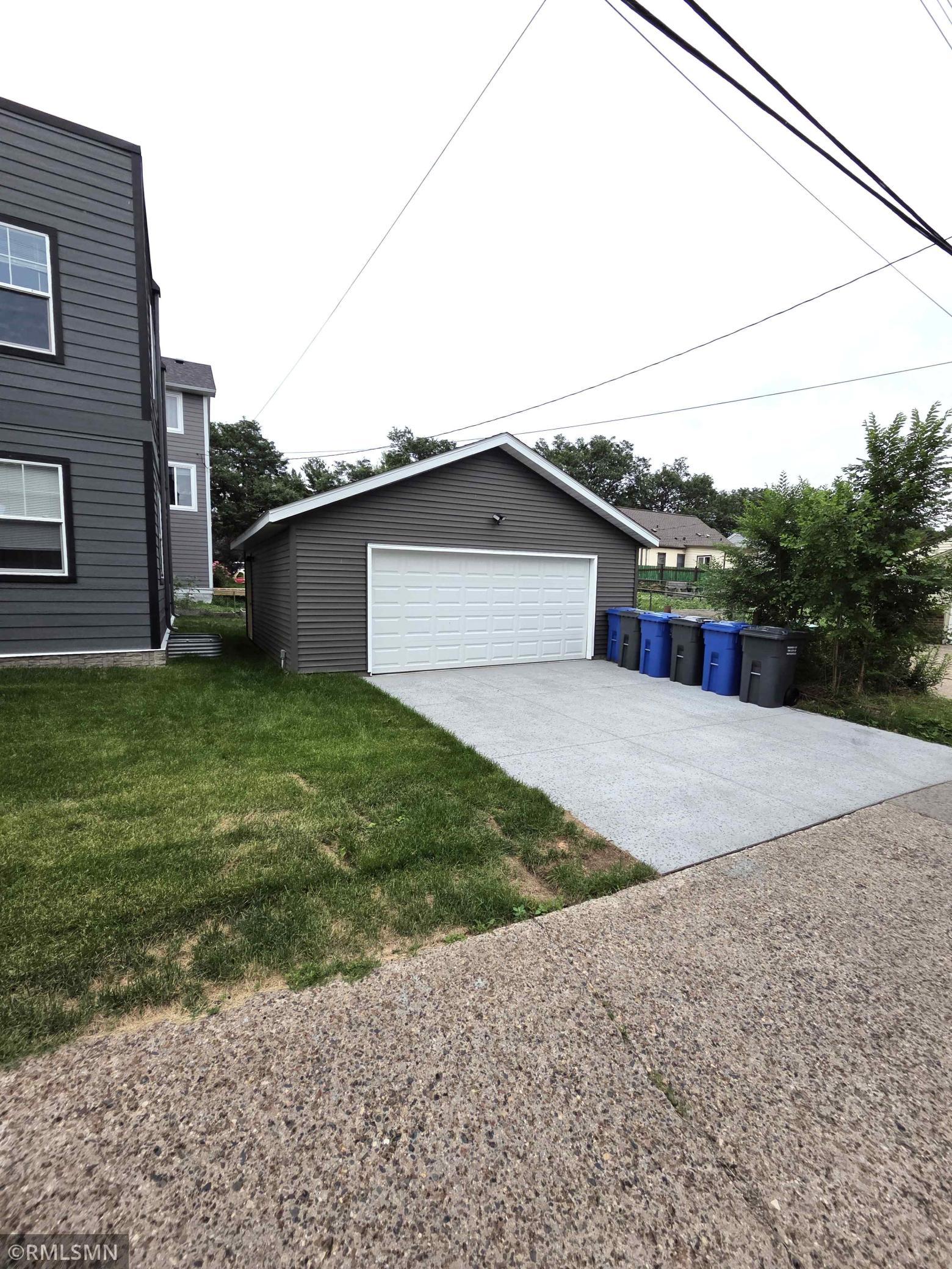 View of Residential Income at 1911 32nd Street, Minneapolis MN 55407, Minneapolis (12 of 12) - Mike Wilen | Minnesota Team Real Estate