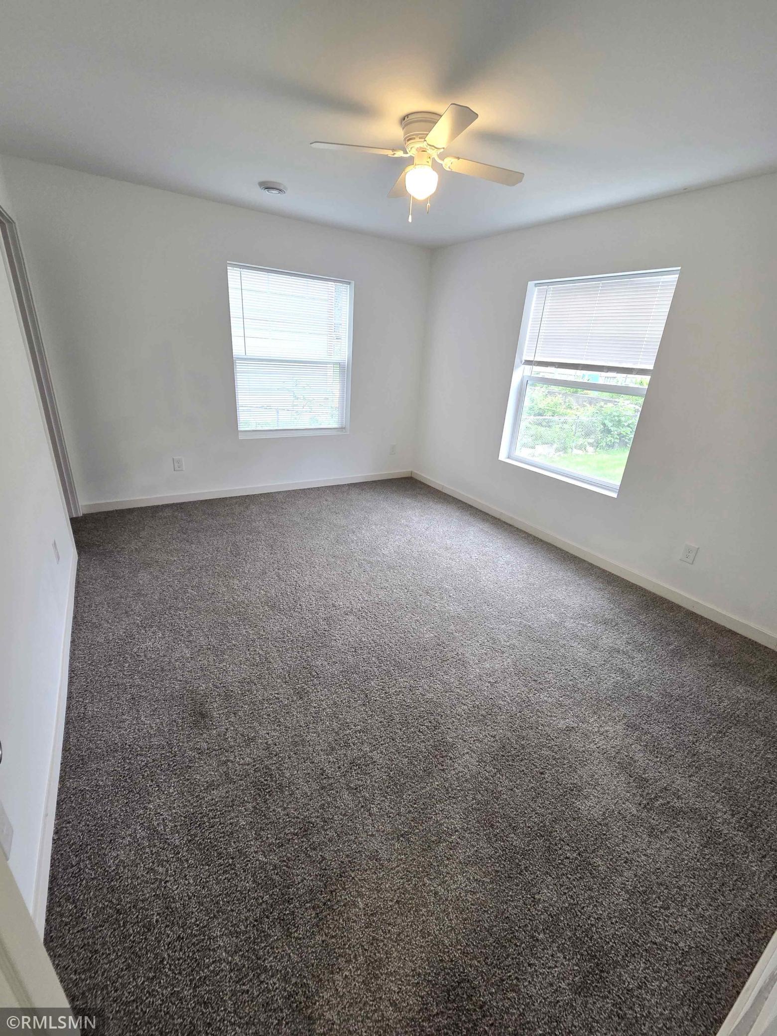View of Residential Income at 1911 32nd Street, Minneapolis MN 55407, Minneapolis (7 of 12) - Mike Wilen | Minnesota Team Real Estate