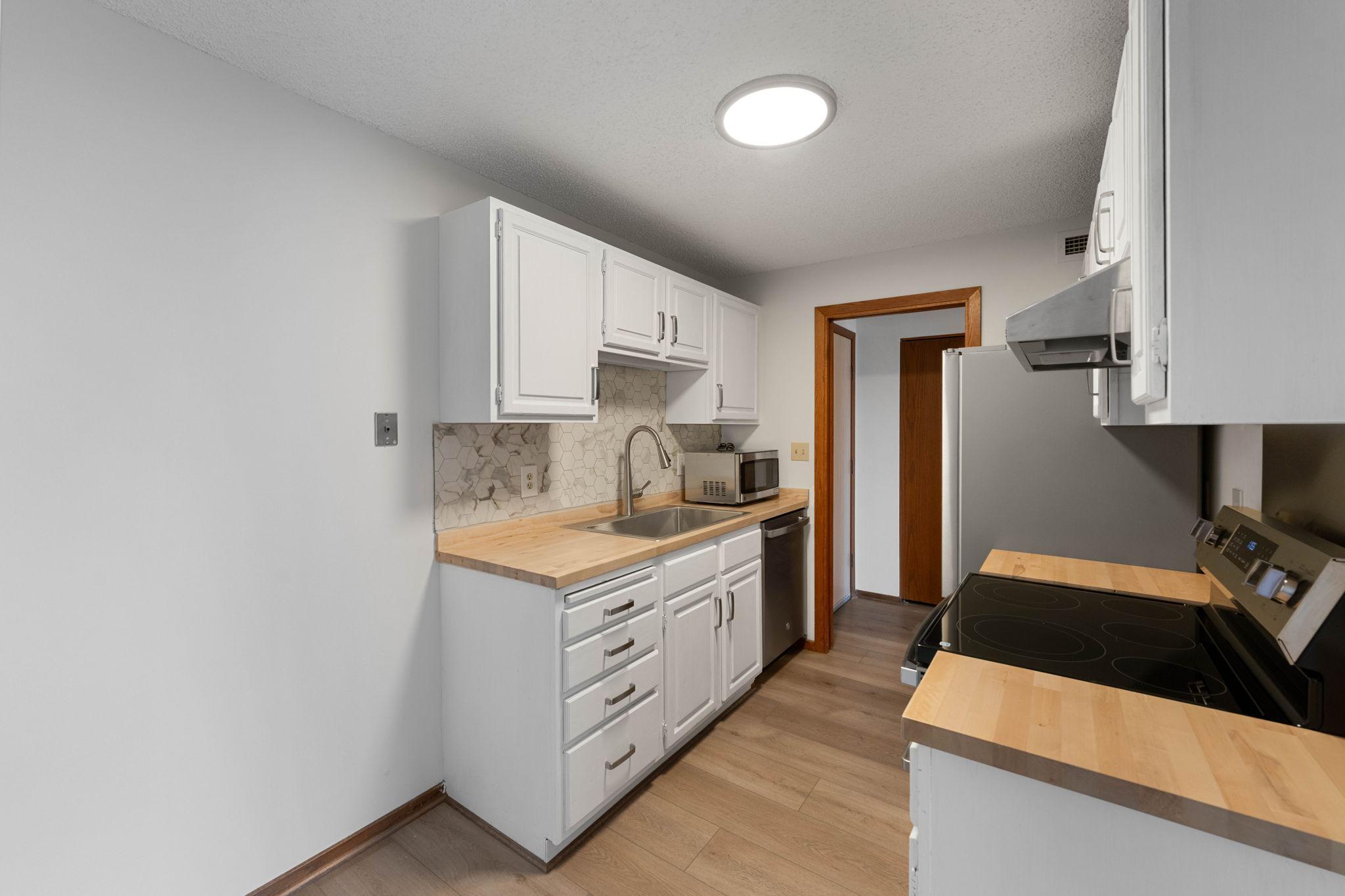 View of Residential at 1225 Lasalle Avenue #1106, Minneapolis MN 55403, Minneapolis (6 of 22) - Mike Wilen | Minnesota Team Real Estate