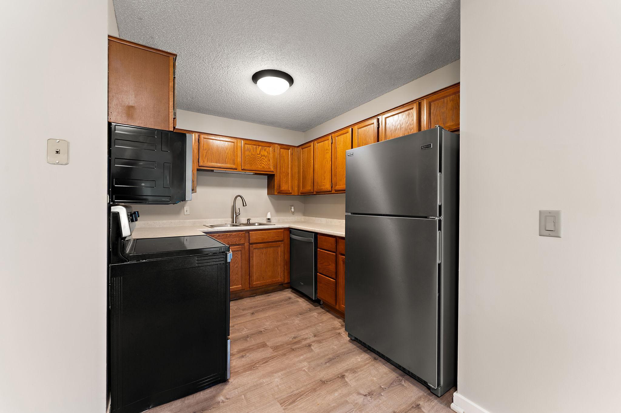 View of Residential at 3854 Heather Drive, Eagan MN 55122, Eagan (11 of 21) - Mike Wilen | Minnesota Team Real Estate