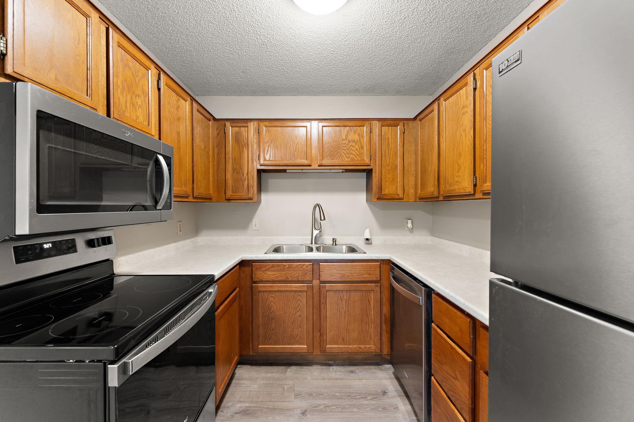 View of Residential at 3854 Heather Drive, Eagan MN 55122, Eagan (10 of 21) - Mike Wilen | Minnesota Team Real Estate