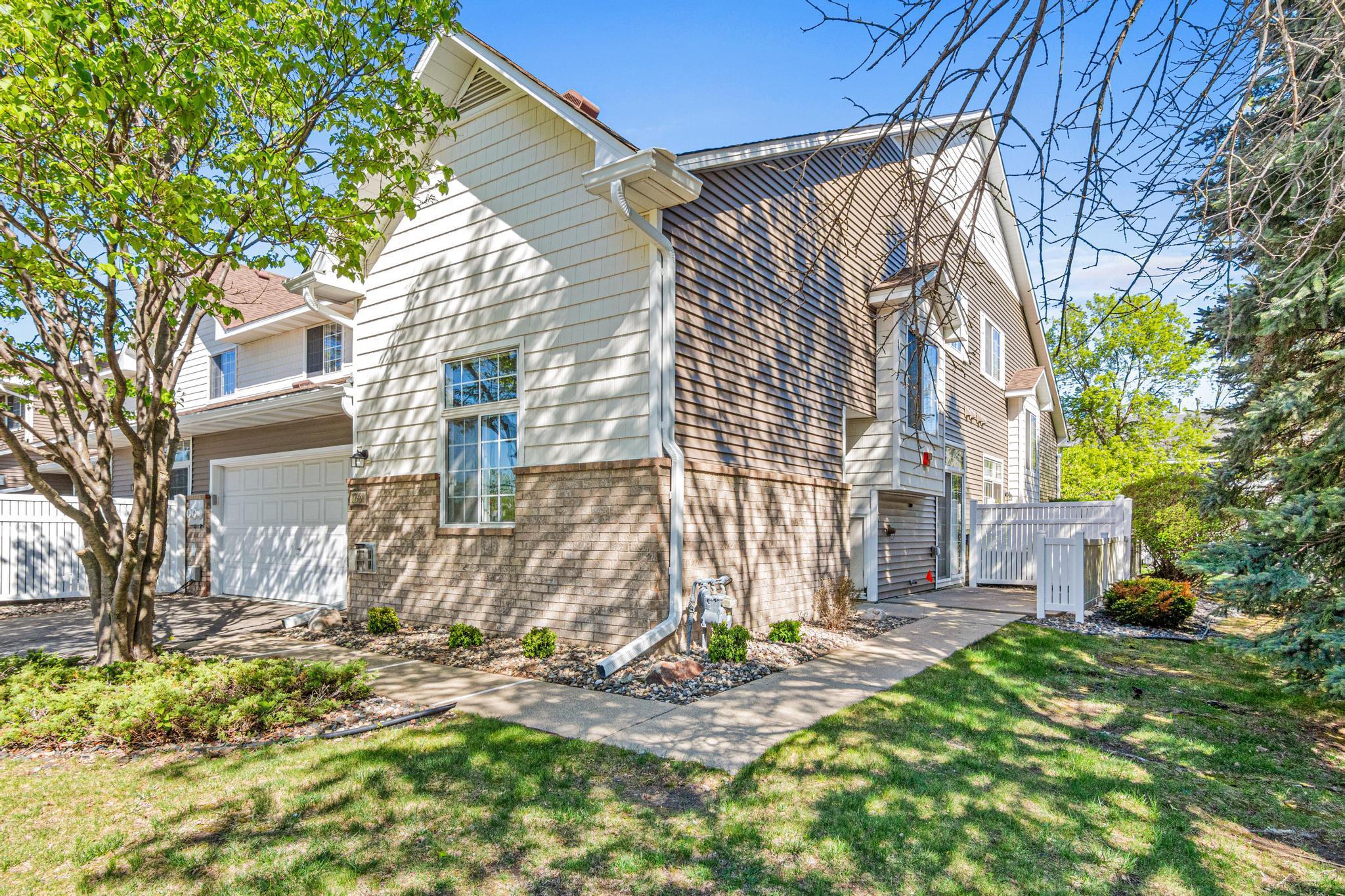 View of Residential at 17980 Cobblestone Way, Eden Prairie MN 55347, Eden Prairie (2 of 27) - Mike Wilen | Minnesota Team Real Estate