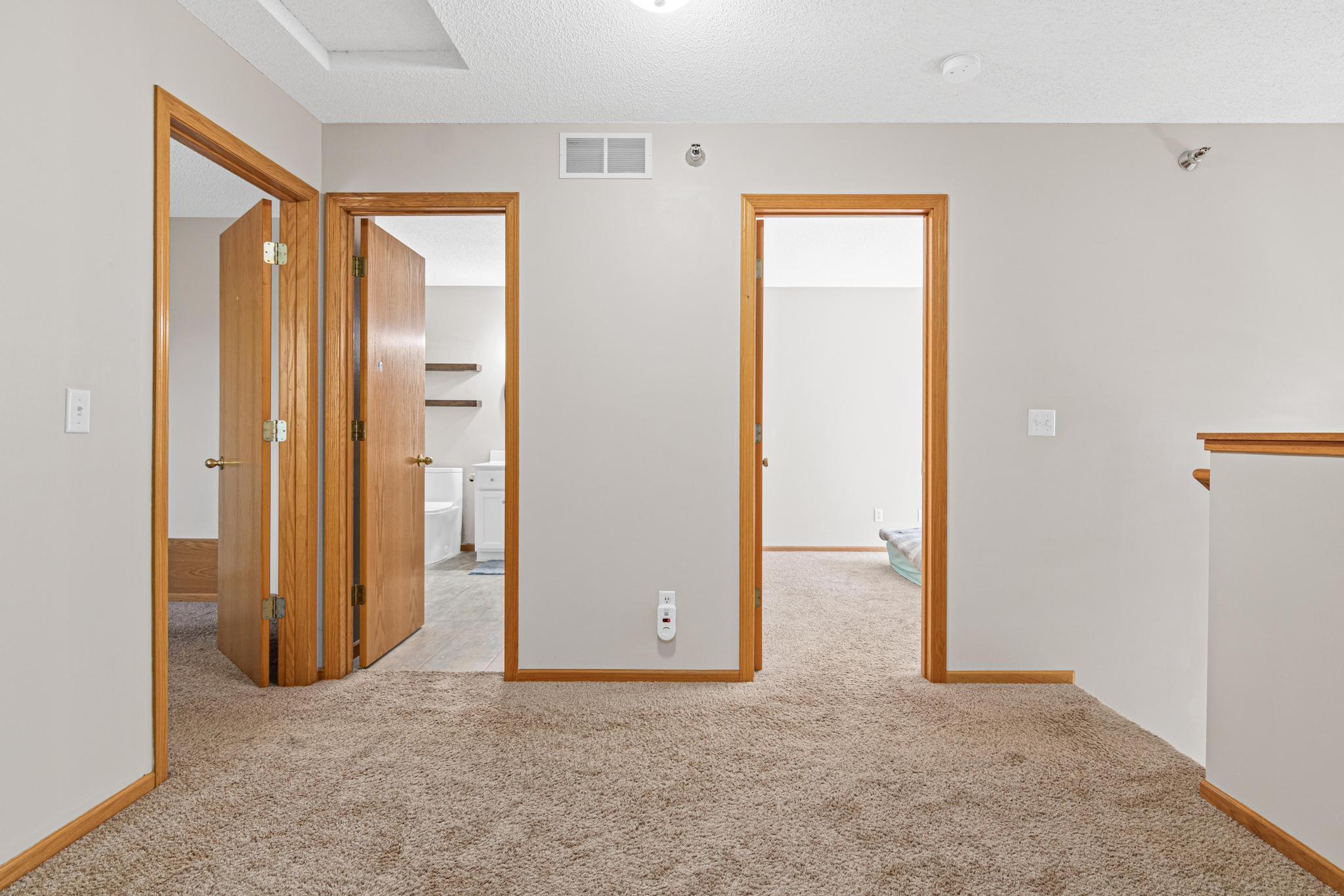View of Residential at 17980 Cobblestone Way, Eden Prairie MN 55347, Eden Prairie (19 of 27) - Mike Wilen | Minnesota Team Real Estate