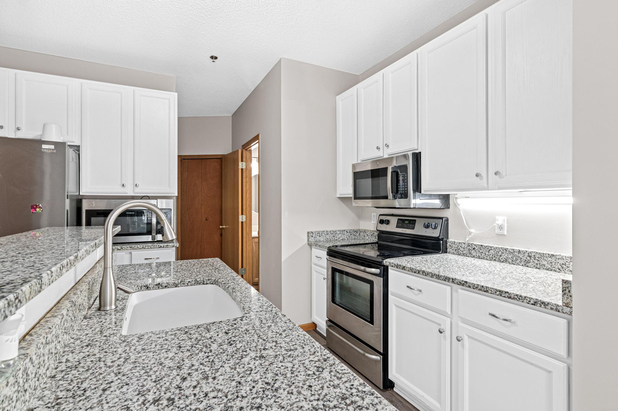 View of Residential at 17980 Cobblestone Way, Eden Prairie MN 55347, Eden Prairie (14 of 27) - Mike Wilen | Minnesota Team Real Estate