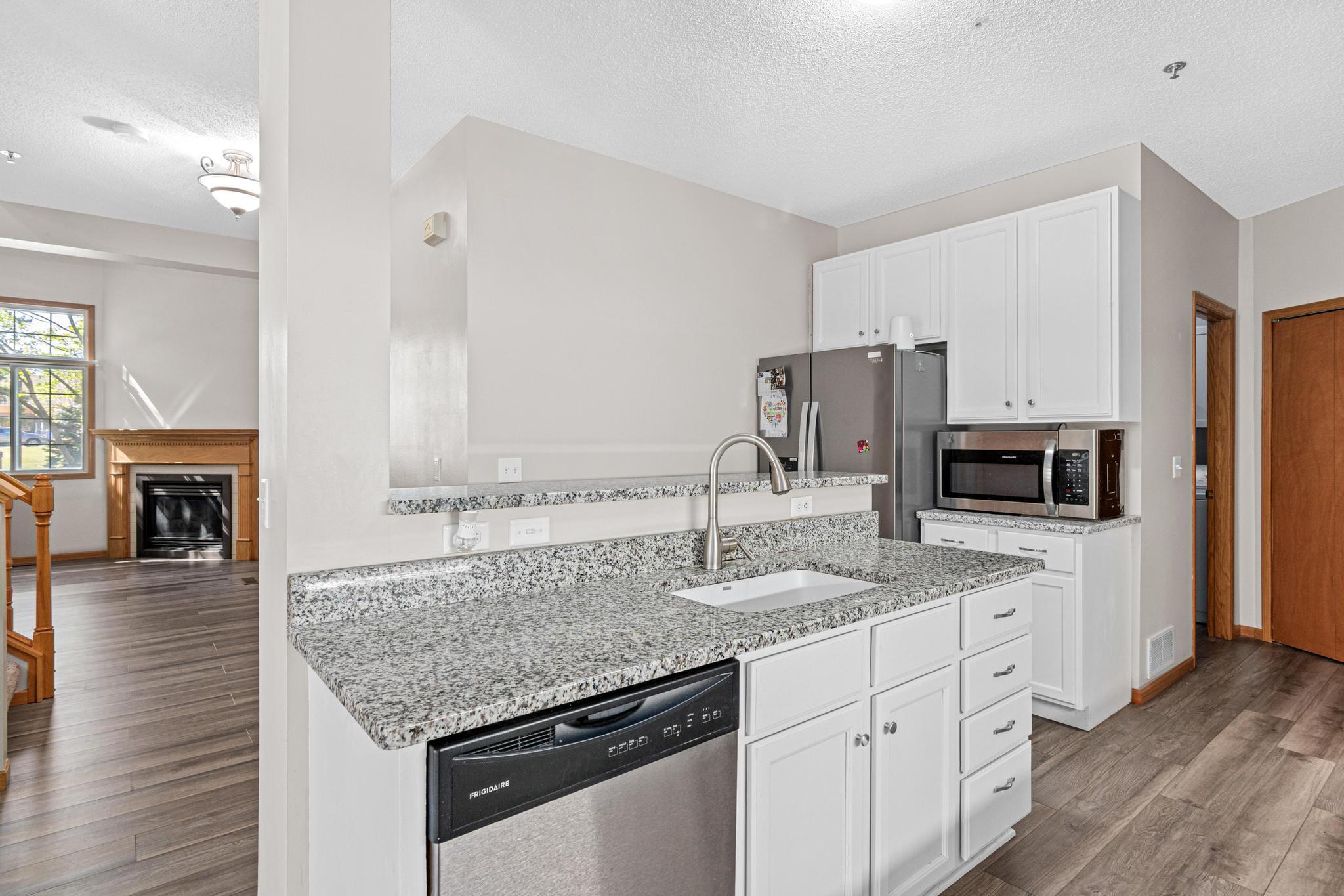 View of Residential at 17980 Cobblestone Way, Eden Prairie MN 55347, Eden Prairie (12 of 27) - Mike Wilen | Minnesota Team Real Estate