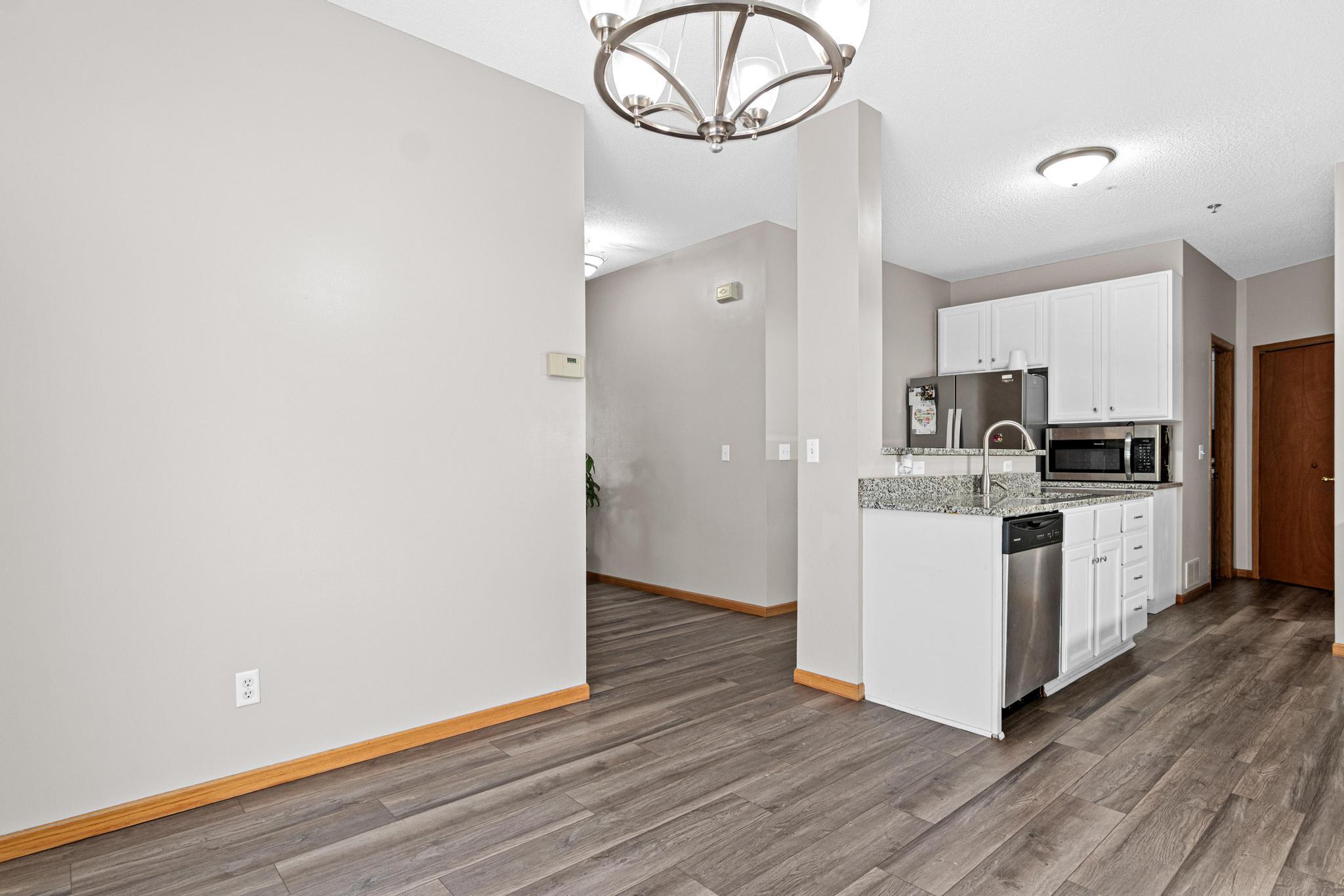 View of Residential at 17980 Cobblestone Way, Eden Prairie MN 55347, Eden Prairie (11 of 27) - Mike Wilen | Minnesota Team Real Estate