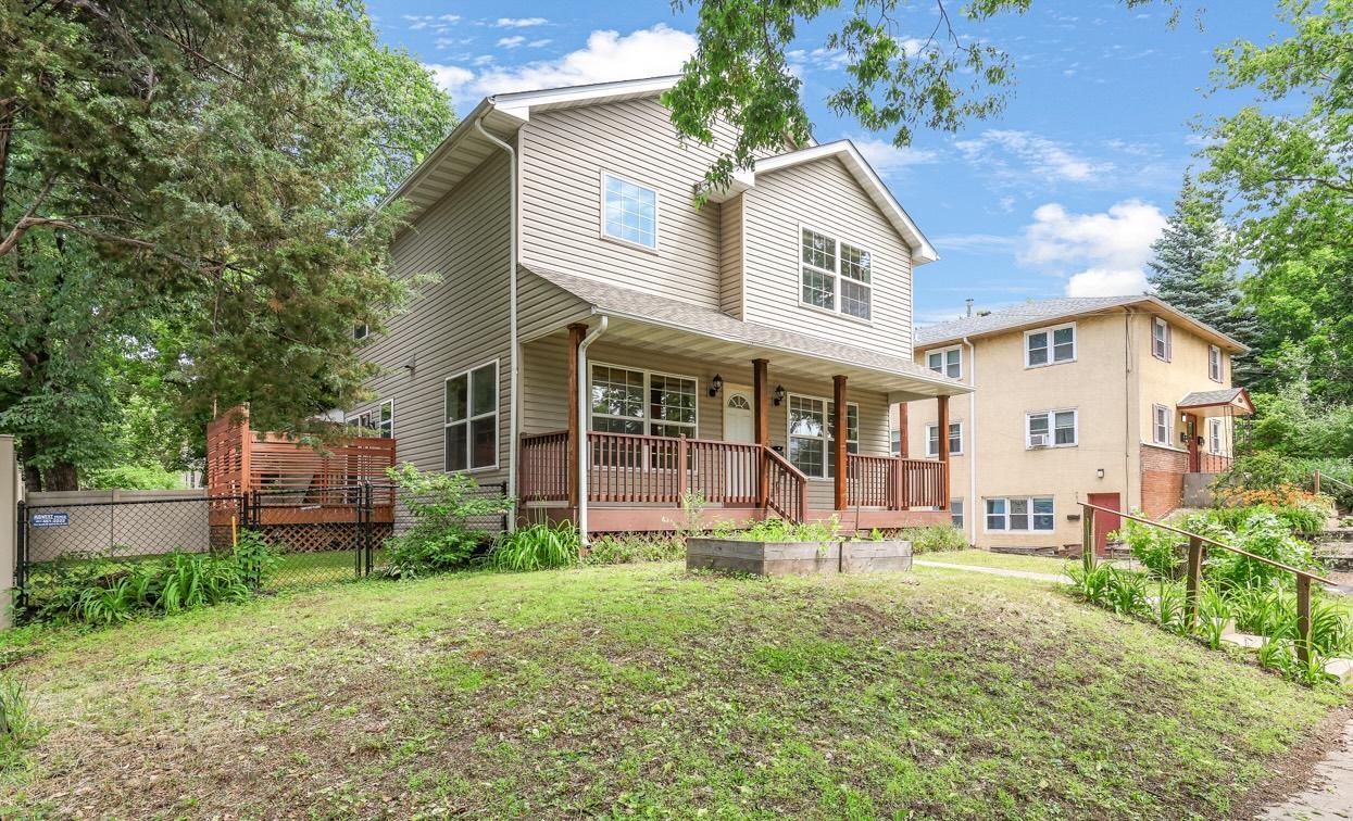 View of Residential at 2116 2nd Avenue, Minneapolis MN 55405, Minneapolis (2 of 21) - Mike Wilen | Minnesota Team Real Estate