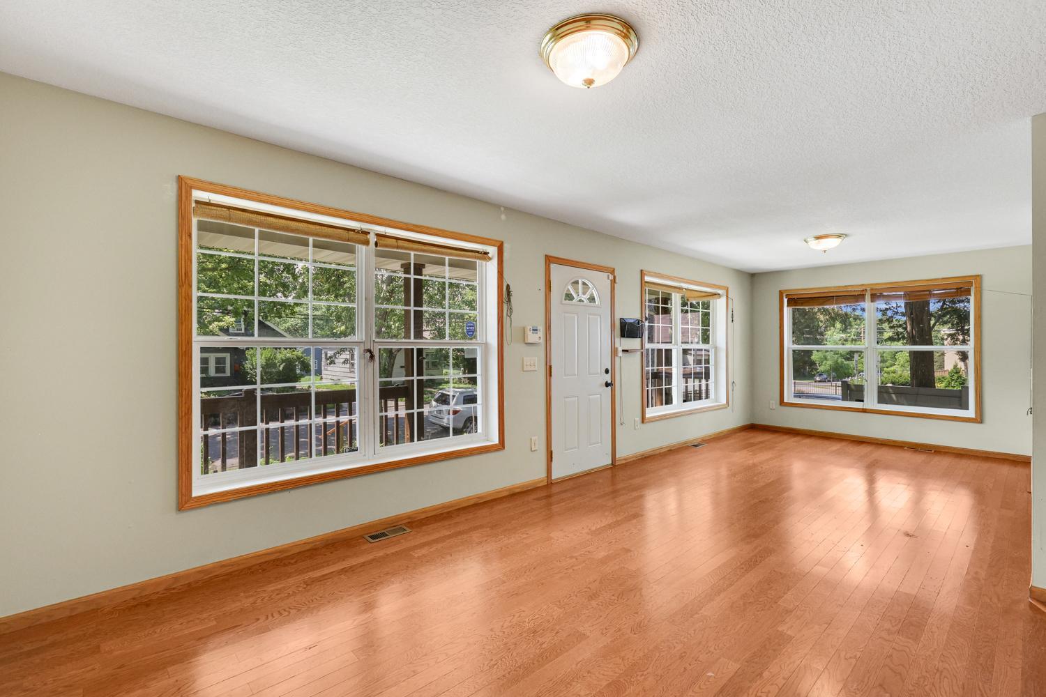 View of Residential at 2116 2nd Avenue, Minneapolis MN 55405, Minneapolis (3 of 21) - Mike Wilen | Minnesota Team Real Estate