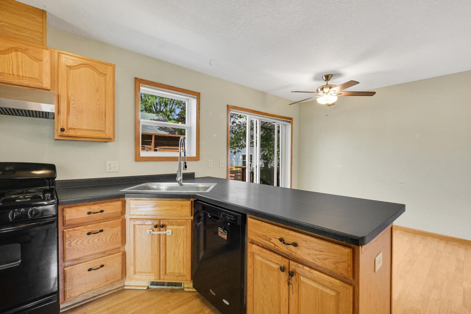 View of Residential at 2116 2nd Avenue, Minneapolis MN 55405, Minneapolis (6 of 21) - Mike Wilen | Minnesota Team Real Estate
