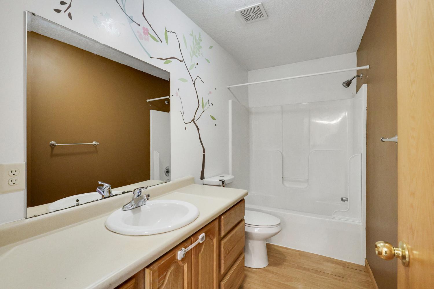 View of Residential at 2116 2nd Avenue, Minneapolis MN 55405, Minneapolis (14 of 21) - Mike Wilen | Minnesota Team Real Estate