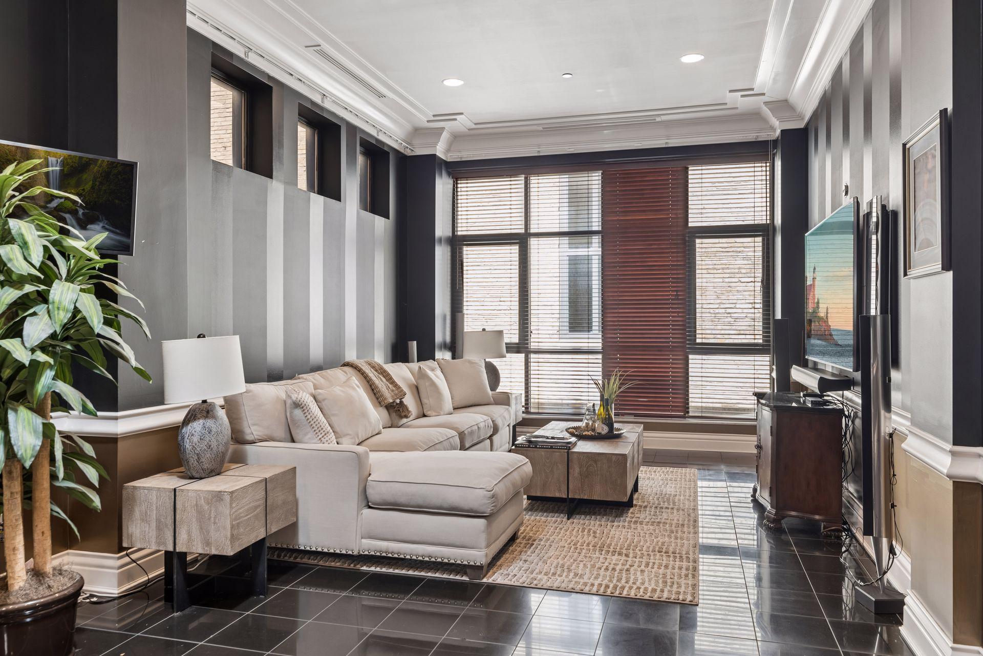 View of Residential at 150 Portland Avenue #500, Minneapolis MN 55401, Minneapolis (46 of 150) - Mike Wilen | Minnesota Team Real Estate