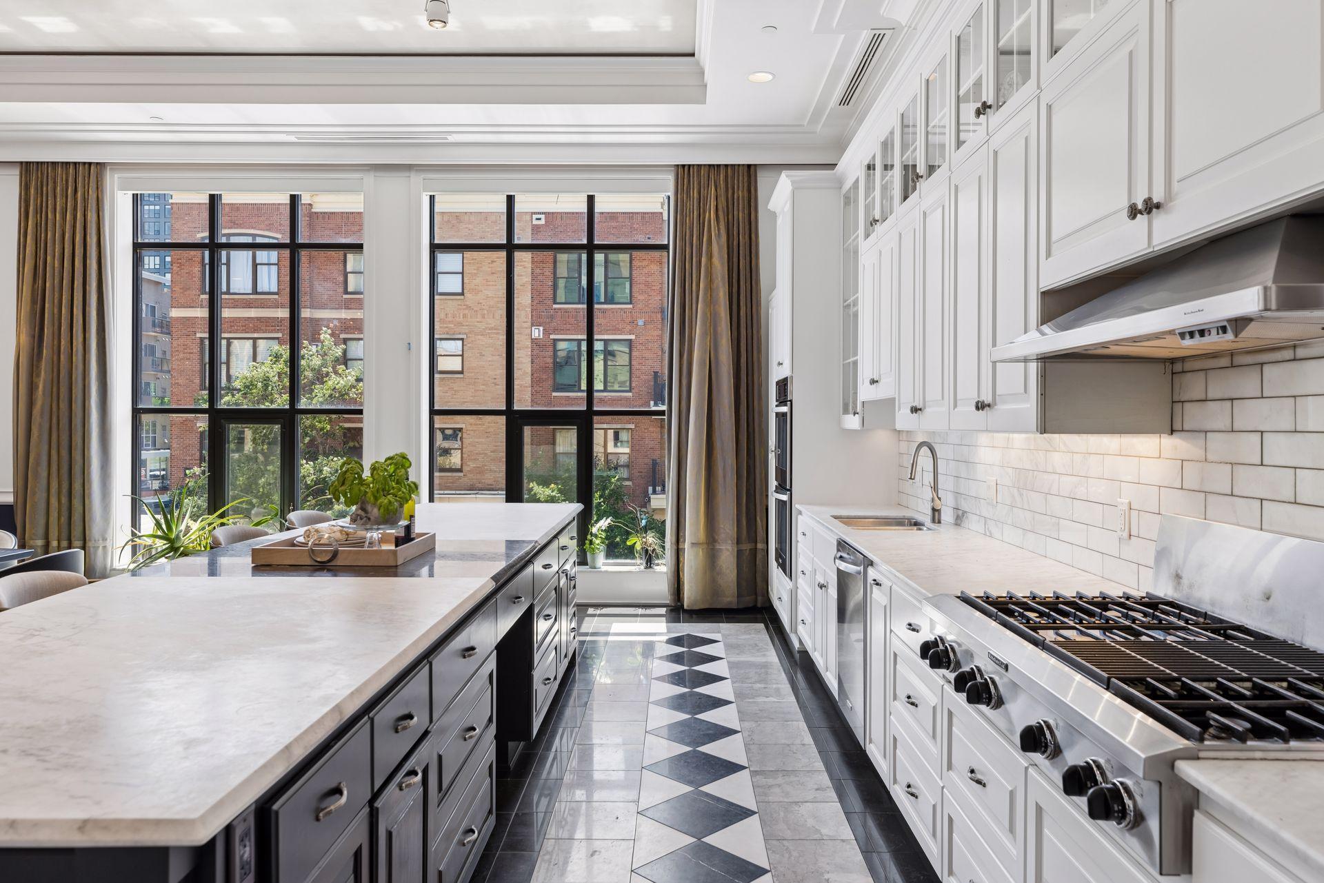 View of Residential at 150 Portland Avenue #500, Minneapolis MN 55401, Minneapolis (43 of 150) - Mike Wilen | Minnesota Team Real Estate