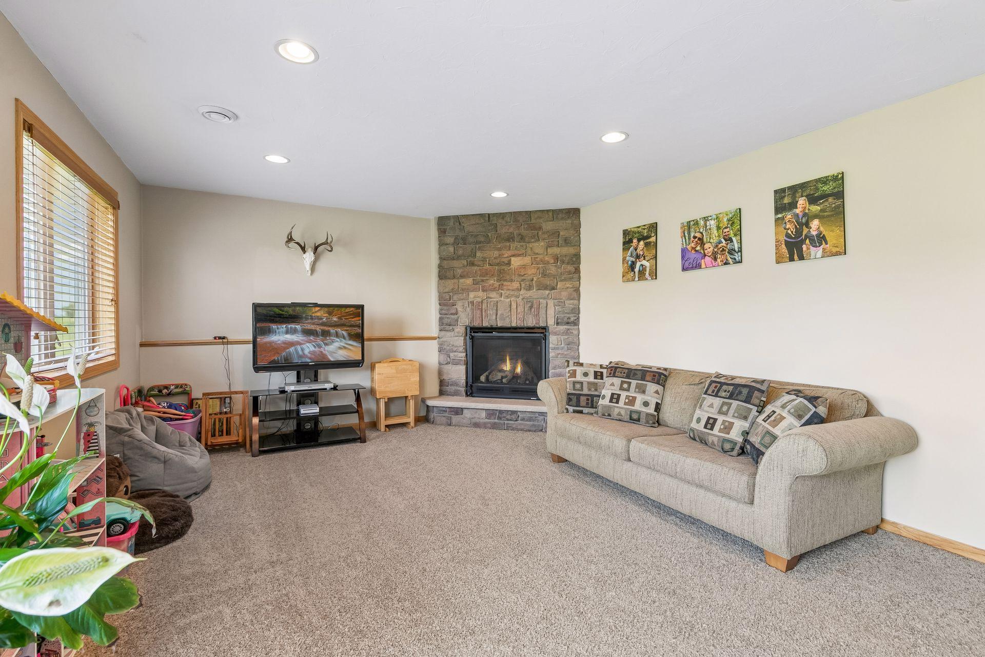View of Residential at 1302 Prairie Street, Montgomery MN 56069, Montgomery (35 of 42) - Mike Wilen | Minnesota Team Real Estate