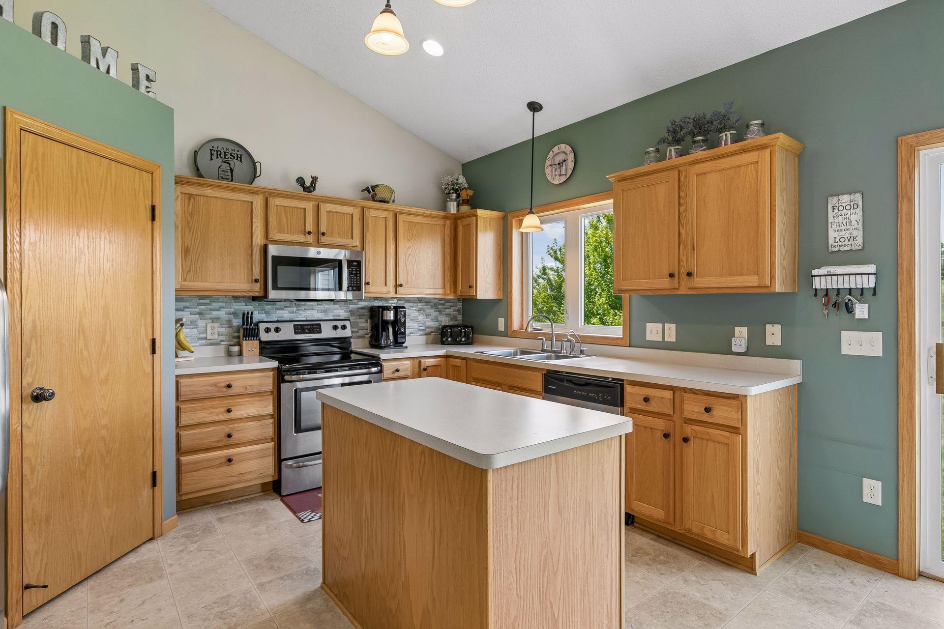 View of Residential at 1302 Prairie Street, Montgomery MN 56069, Montgomery (22 of 42) - Mike Wilen | Minnesota Team Real Estate