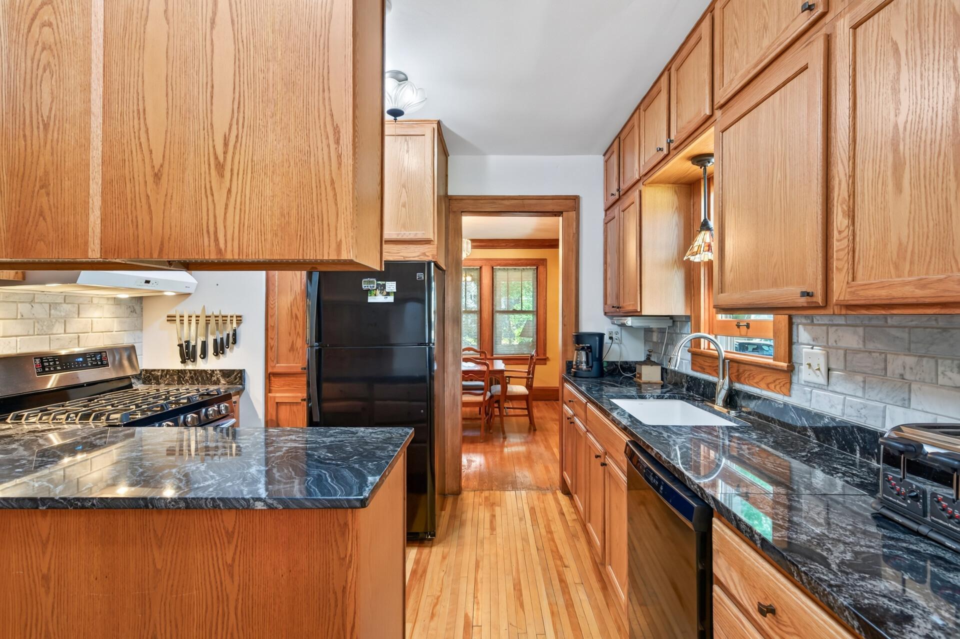 View of Residential at 1587 Wellesley Avenue, Saint Paul MN 55105, Saint Paul (17 of 55) - Mike Wilen | Minnesota Team Real Estate