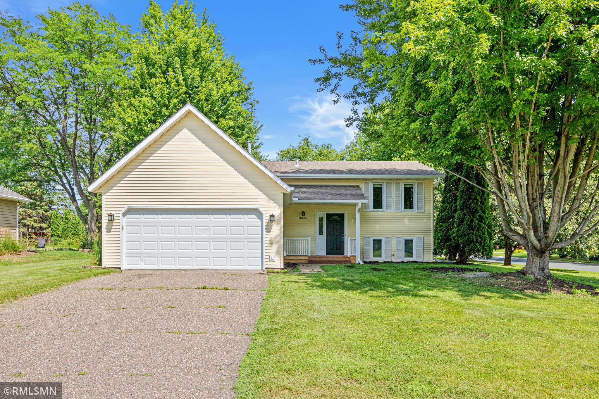 View of Residential at 3888 Gibraltar Trail, Eagan MN 55123, Eagan (28 of 32) - Mike Wilen | Minnesota Team Real Estate