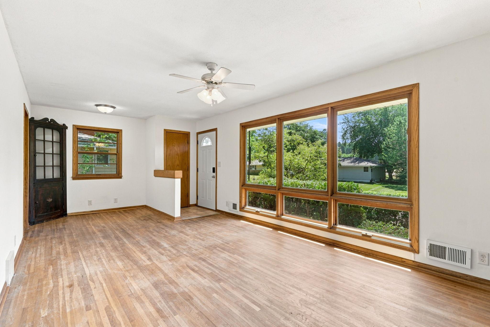 View of Residential at 1101 Lynde Drive, Fridley MN 55432, Fridley (6 of 42) - Mike Wilen | Minnesota Team Real Estate