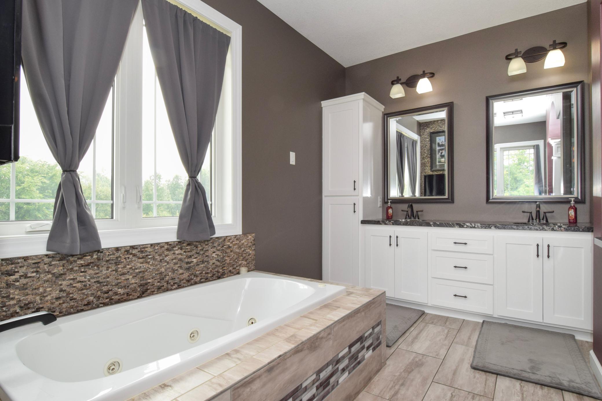 View of Residential at 52929 Beech Avenue, Braham MN 55006, Braham (17 of 27) - Mike Wilen | Minnesota Team Real Estate