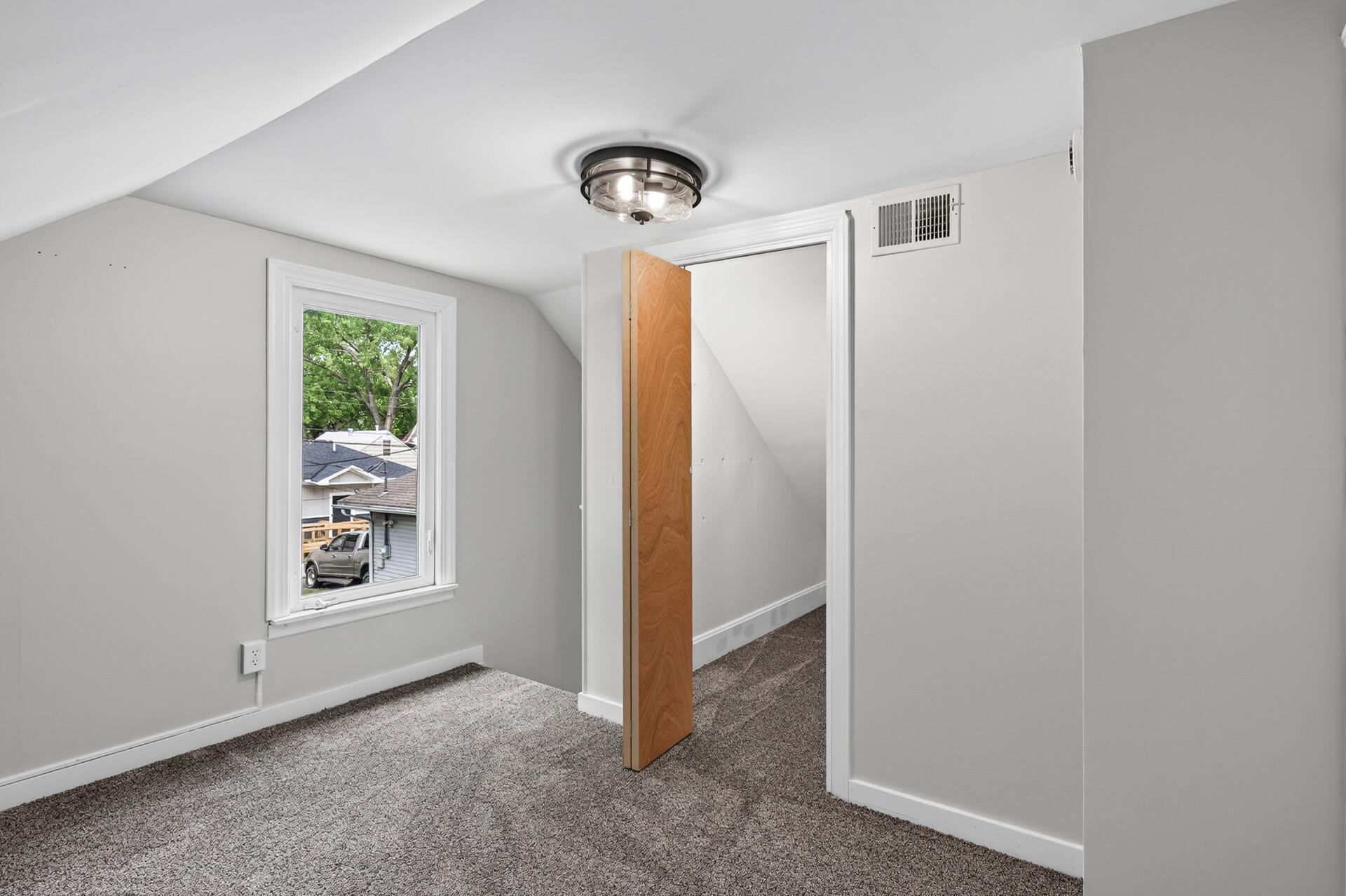 View of Residential at 4227 Humboldt Avenue, Minneapolis MN 55412, Minneapolis (24 of 31) - Mike Wilen | Minnesota Team Real Estate